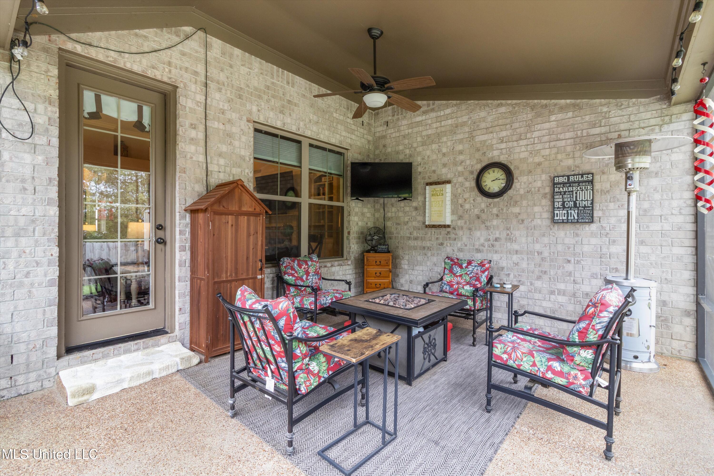 10488 Parker Dr Drive Property Photo 24