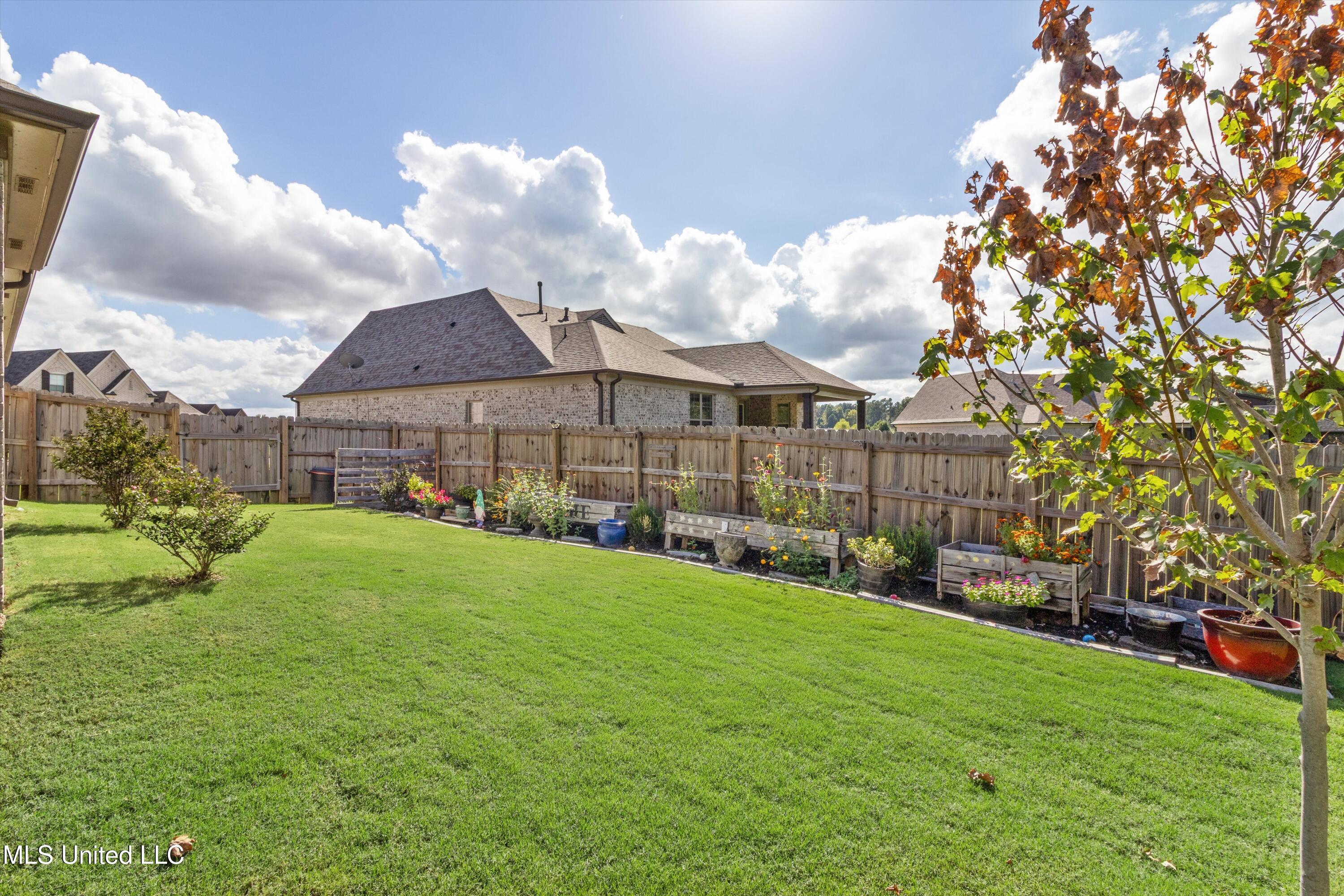 10488 Parker Dr Drive Property Photo 26