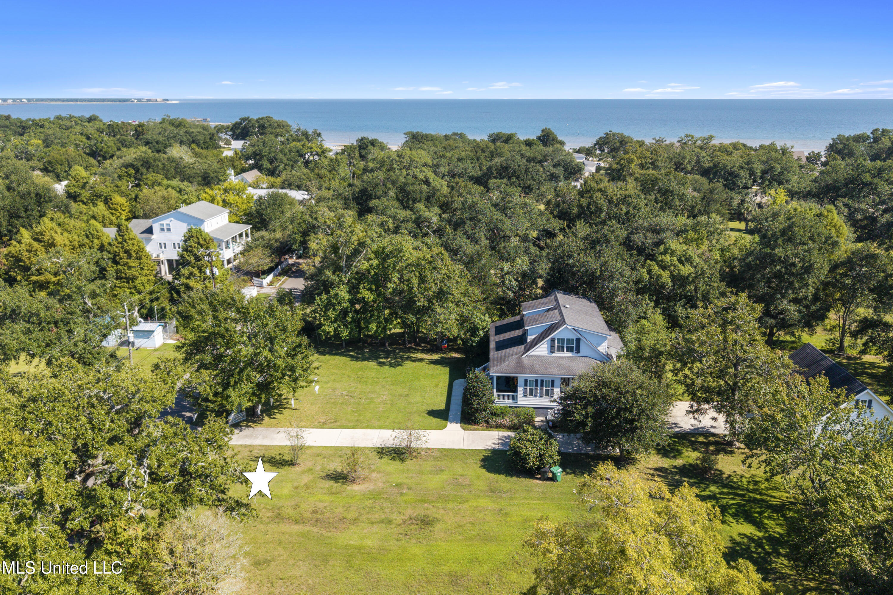 St. Charles Lot Street Property Photo 8