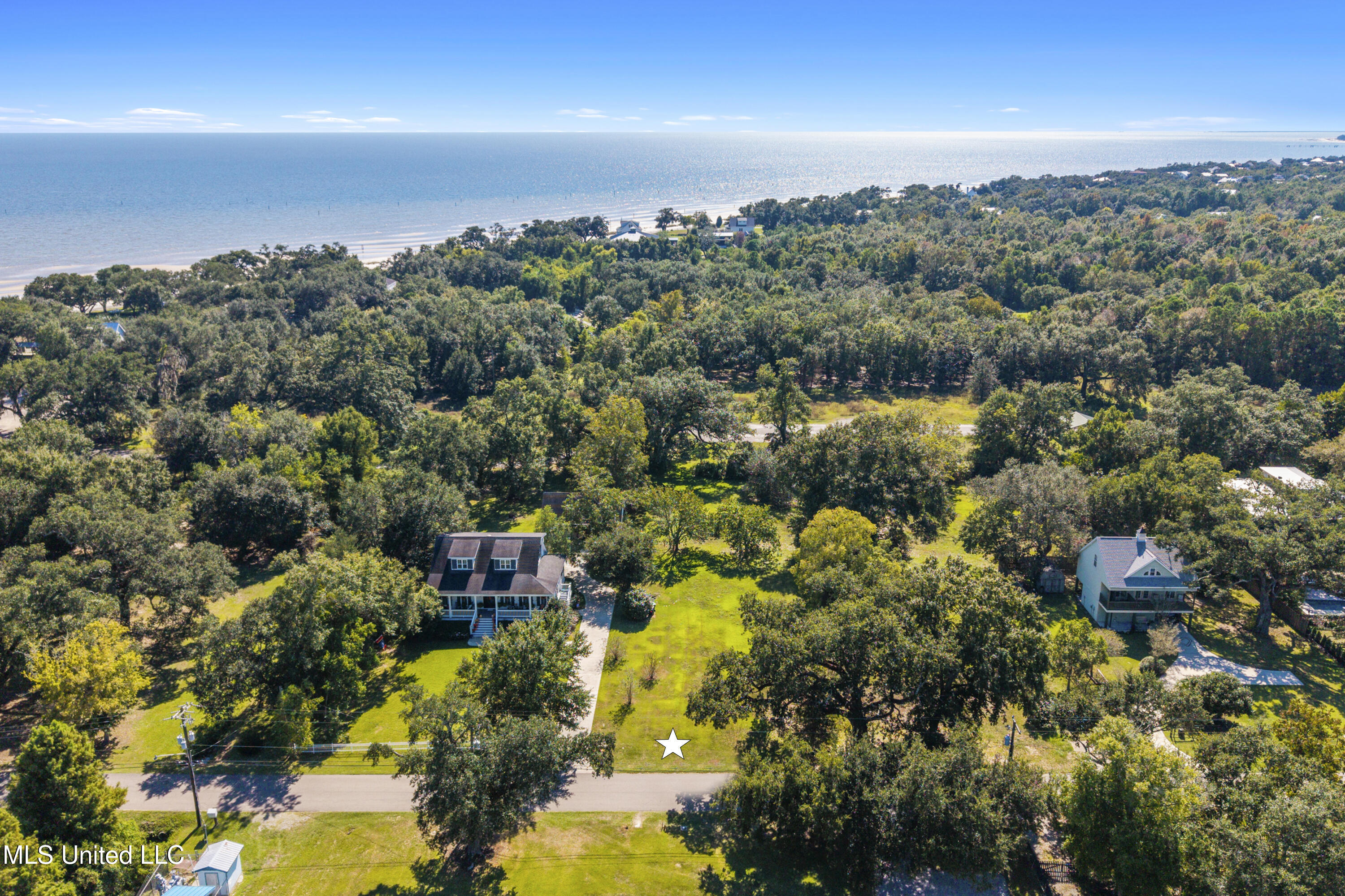 St. Charles Lot Street Property Photo 10