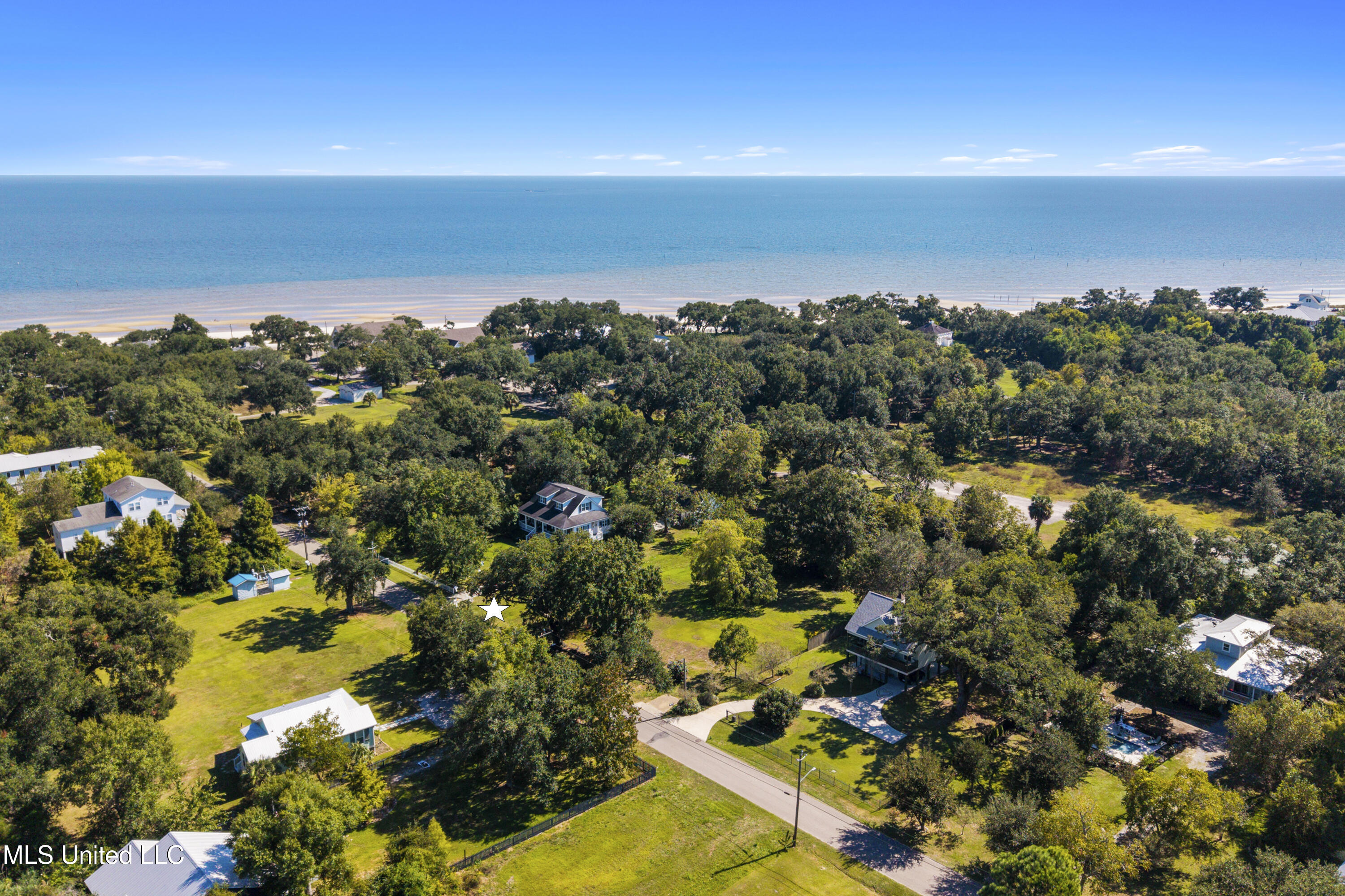 St. Charles Lot Street Property Photo 11