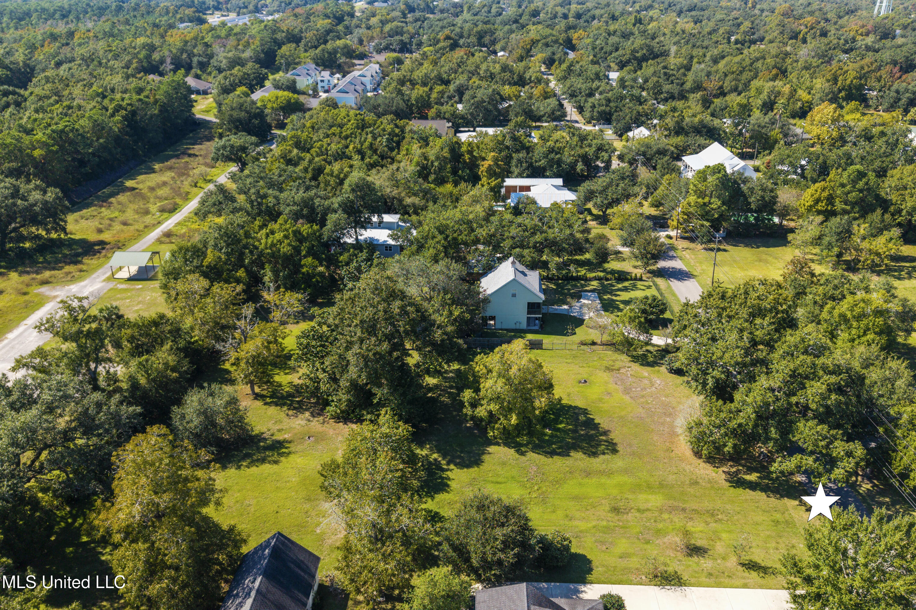 St. Charles Lot Street Property Photo 12