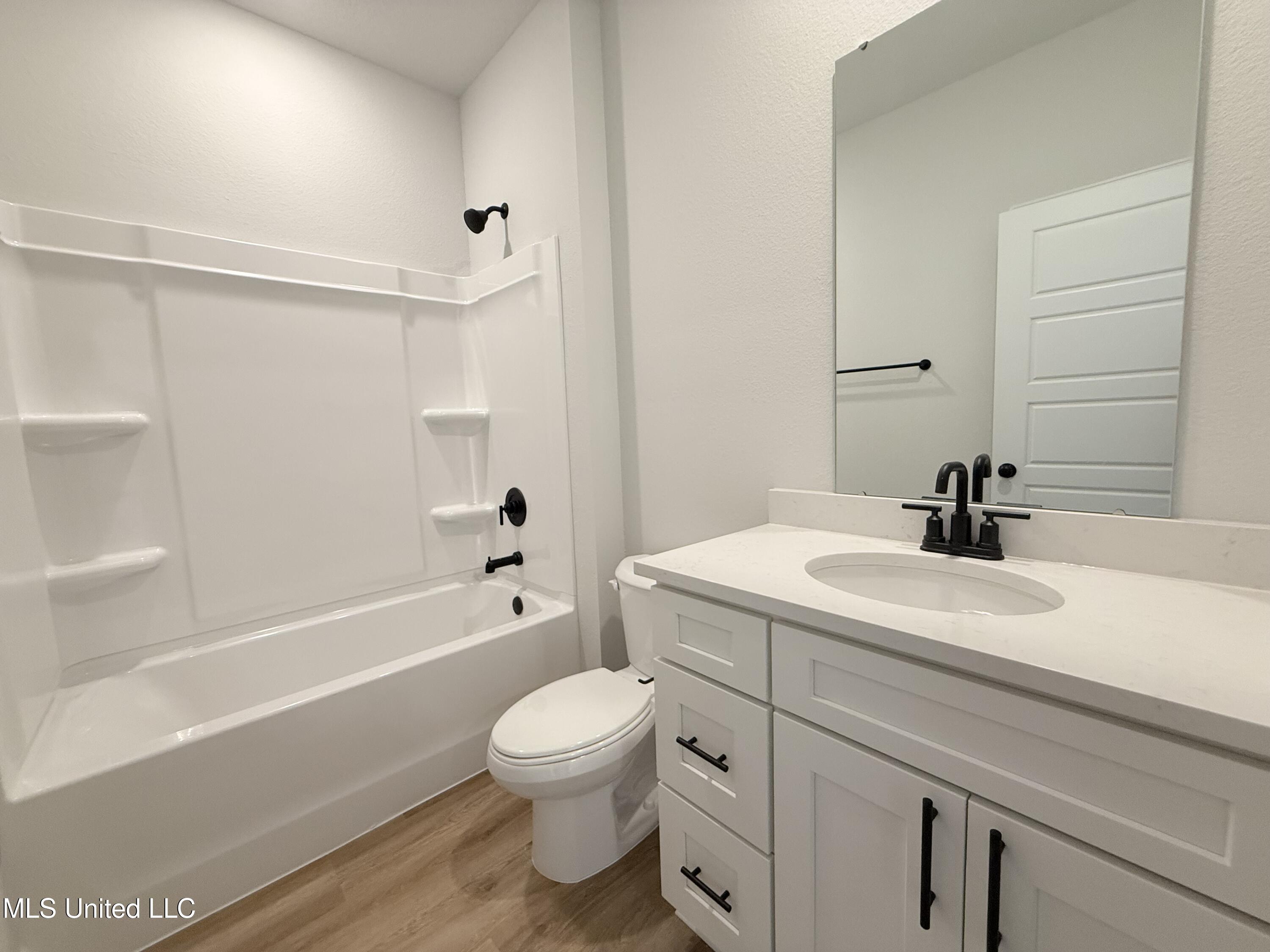 13505 Sarus Drive Property Photo 11