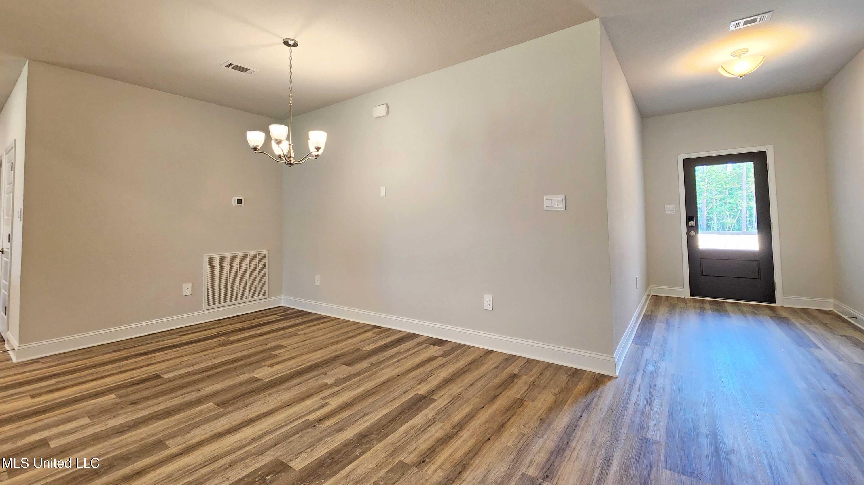 13505 Sarus Drive Property Photo 17