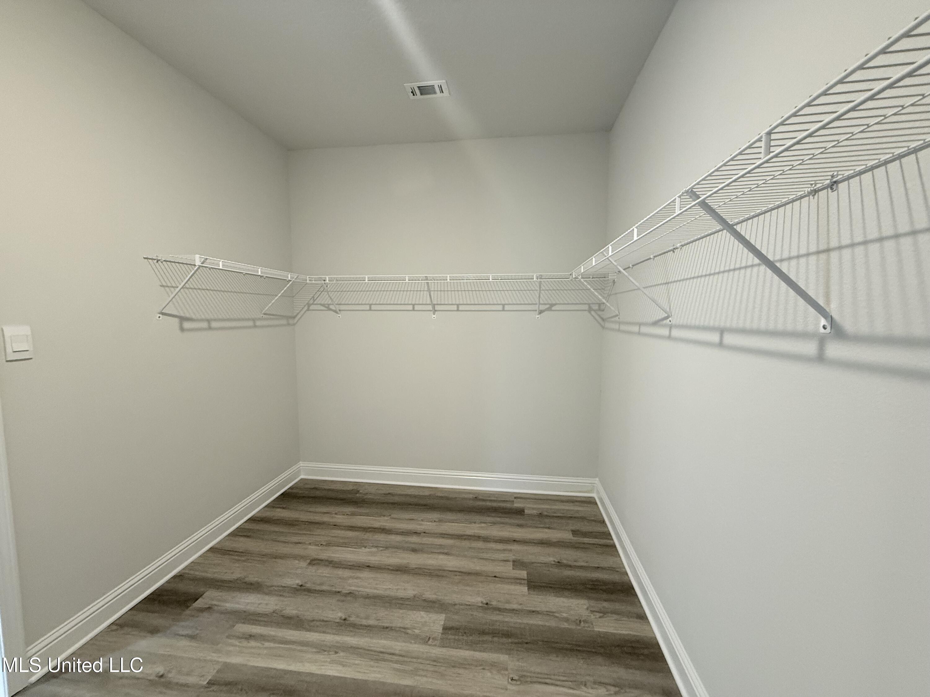 13509 Sarus Drive Property Photo 7