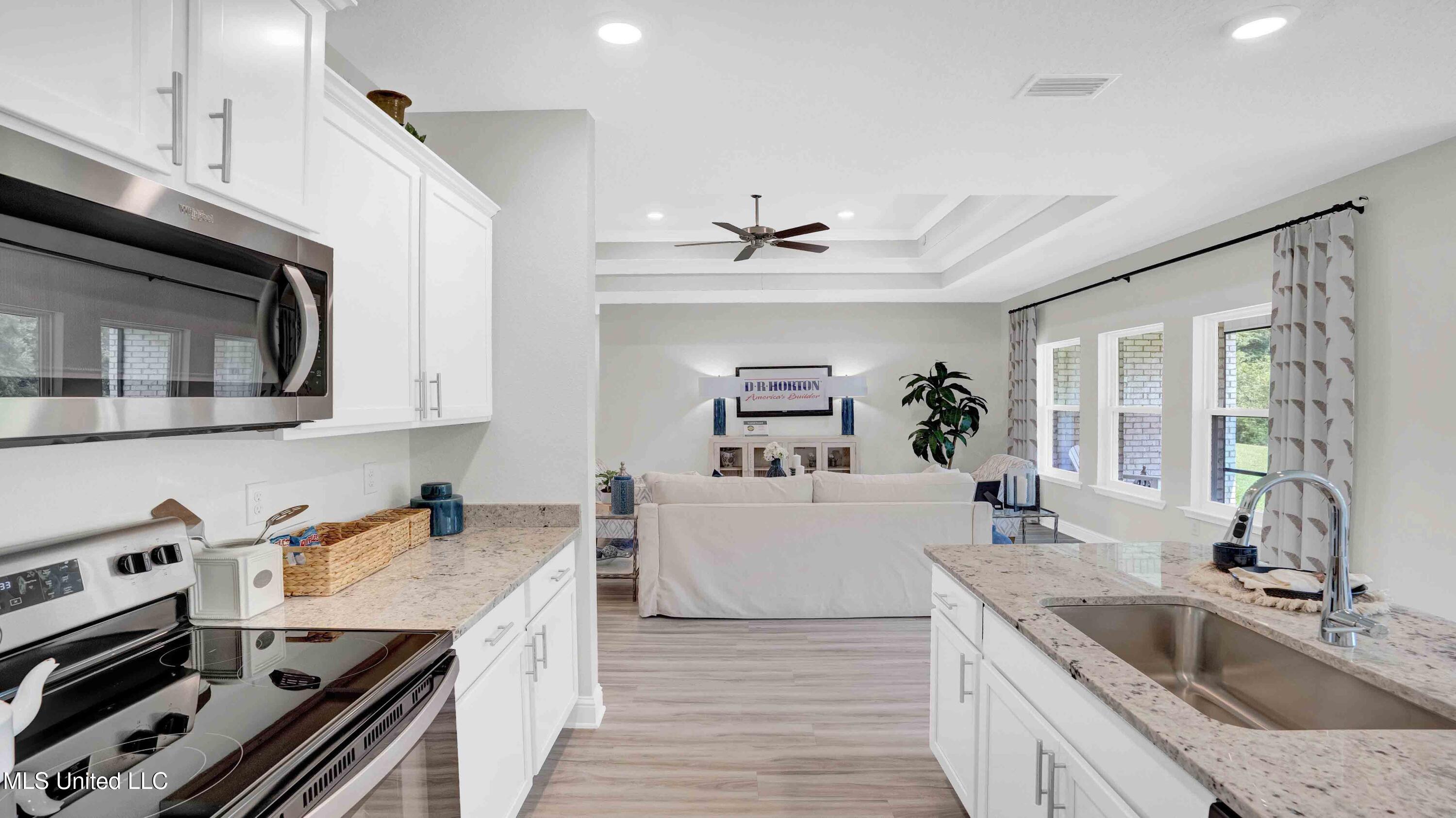 13509 Sarus Drive Property Photo 14