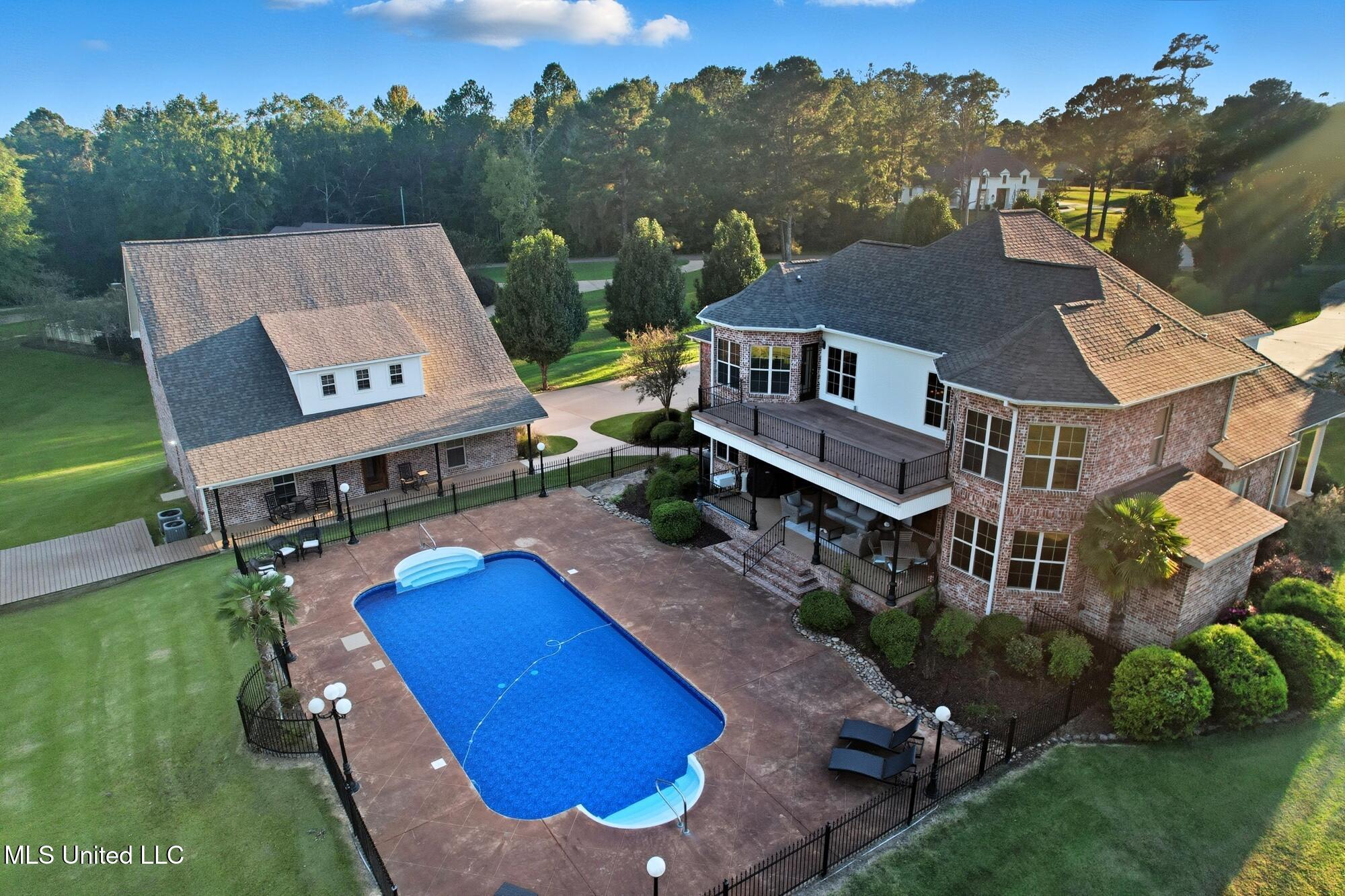 1119 Milltowne Drive Property Photo 10