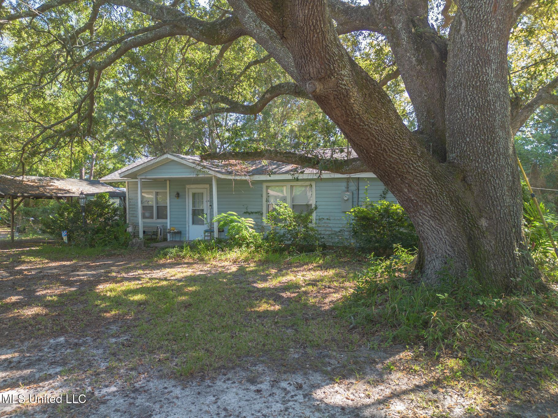 4409 29th Street Property Photo 2