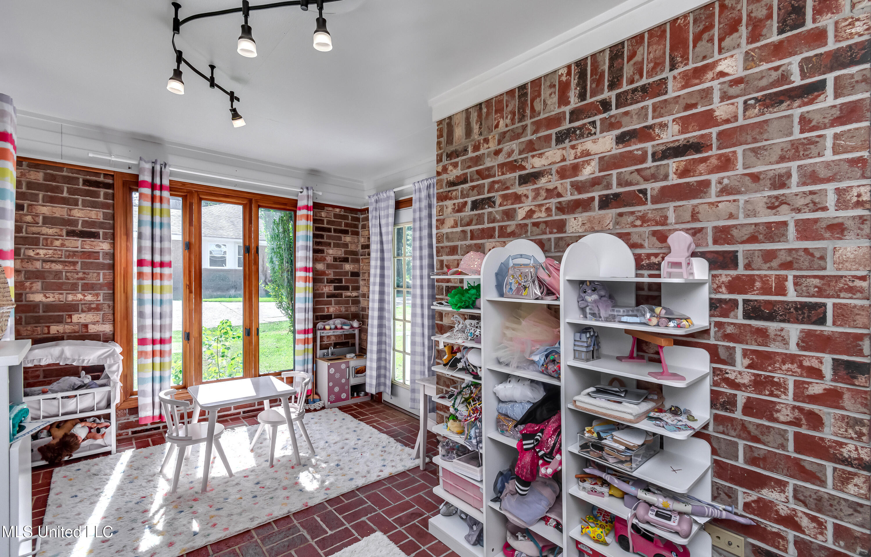 134 Richmond Drive Property Photo 40