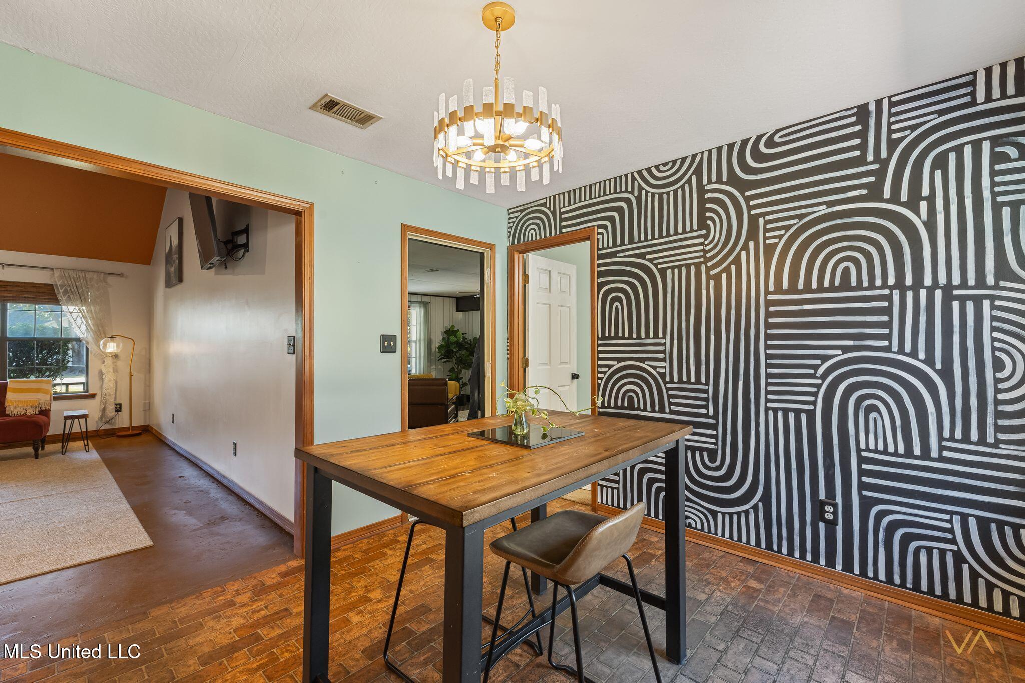 1803 Mable Street Property Photo 10