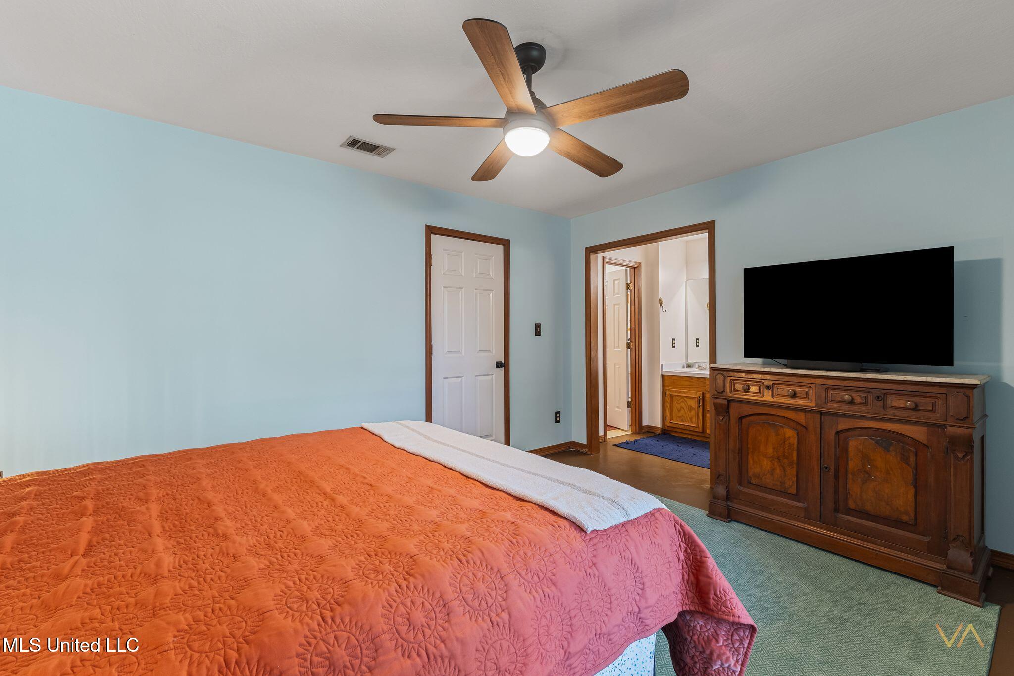 1803 Mable Street Property Photo 22