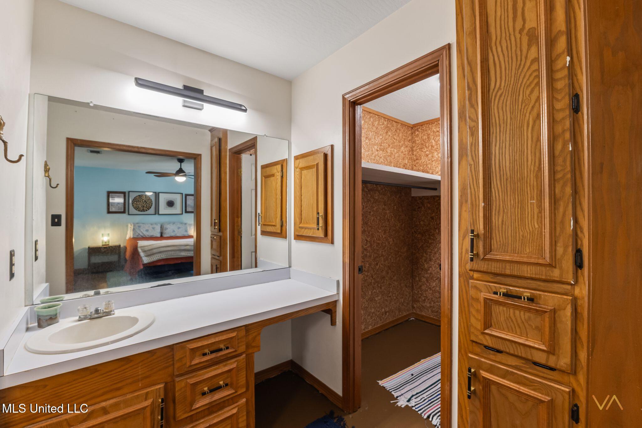 1803 Mable Street Property Photo 23