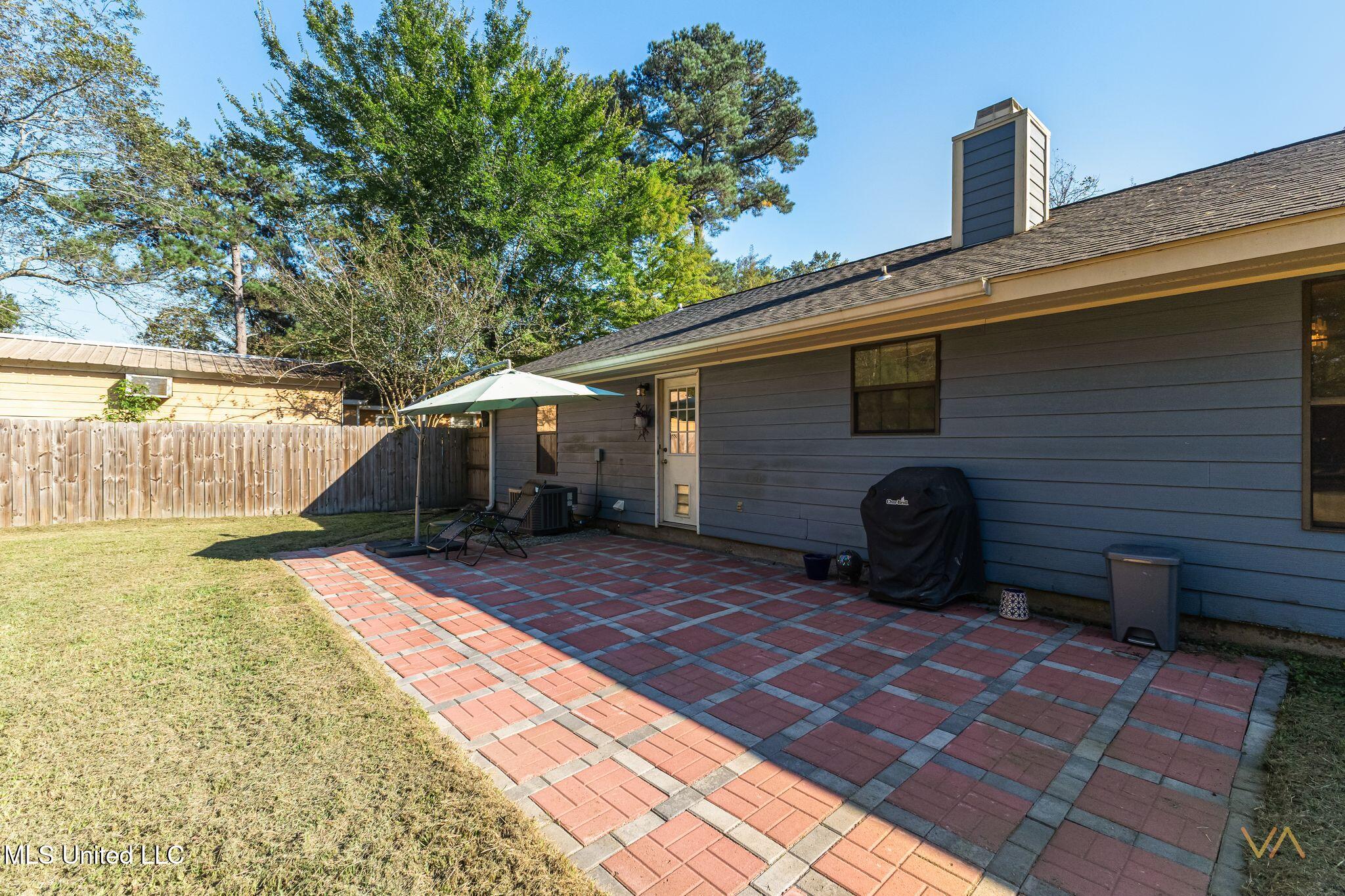 1803 Mable Street Property Photo 29