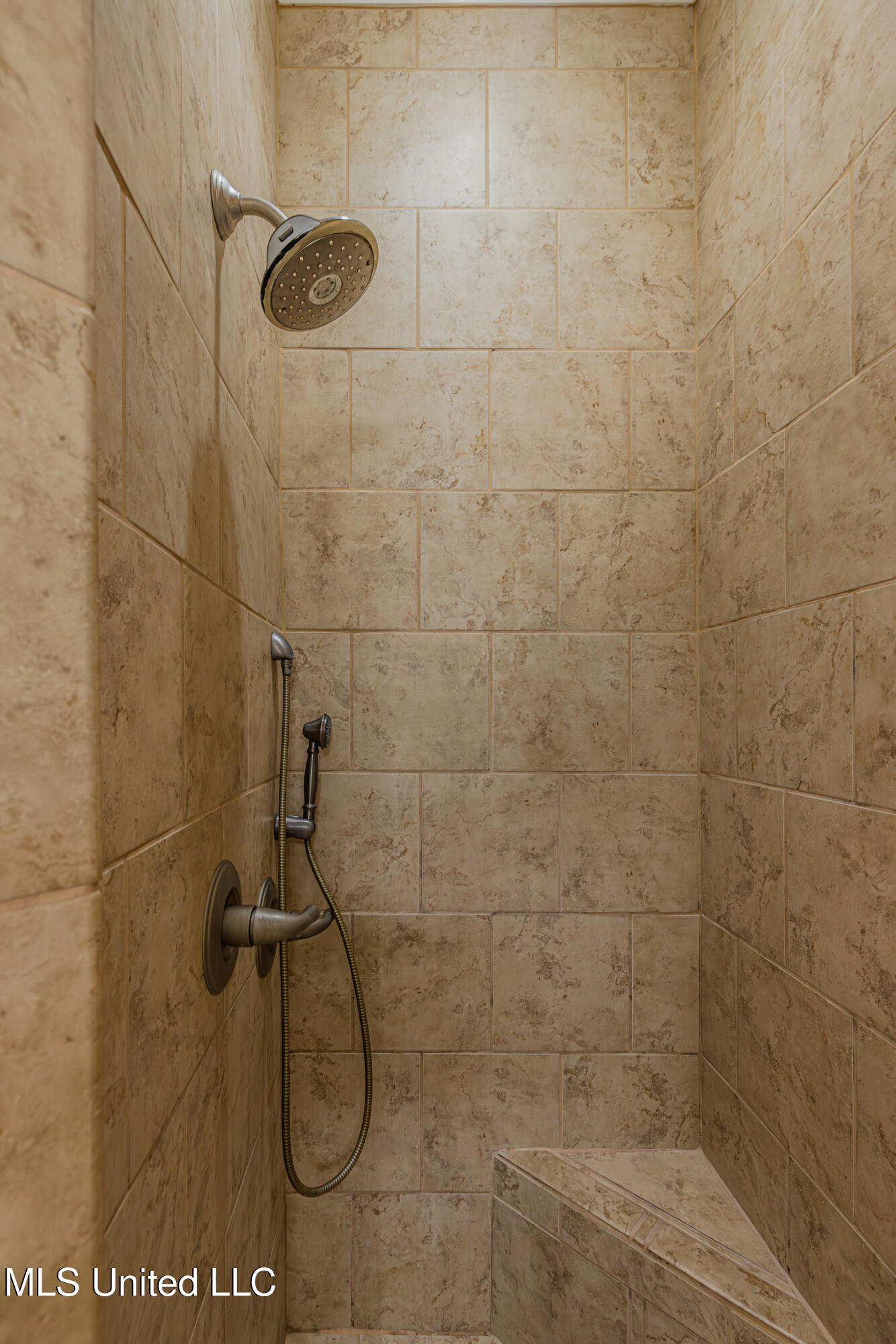 104 Laird Avenue Property Photo 43