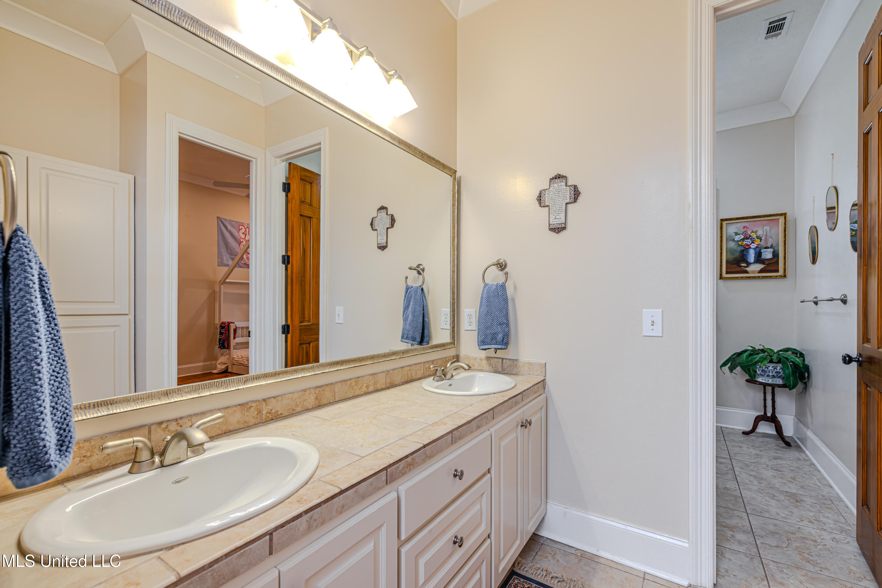 104 Laird Avenue Property Photo 50