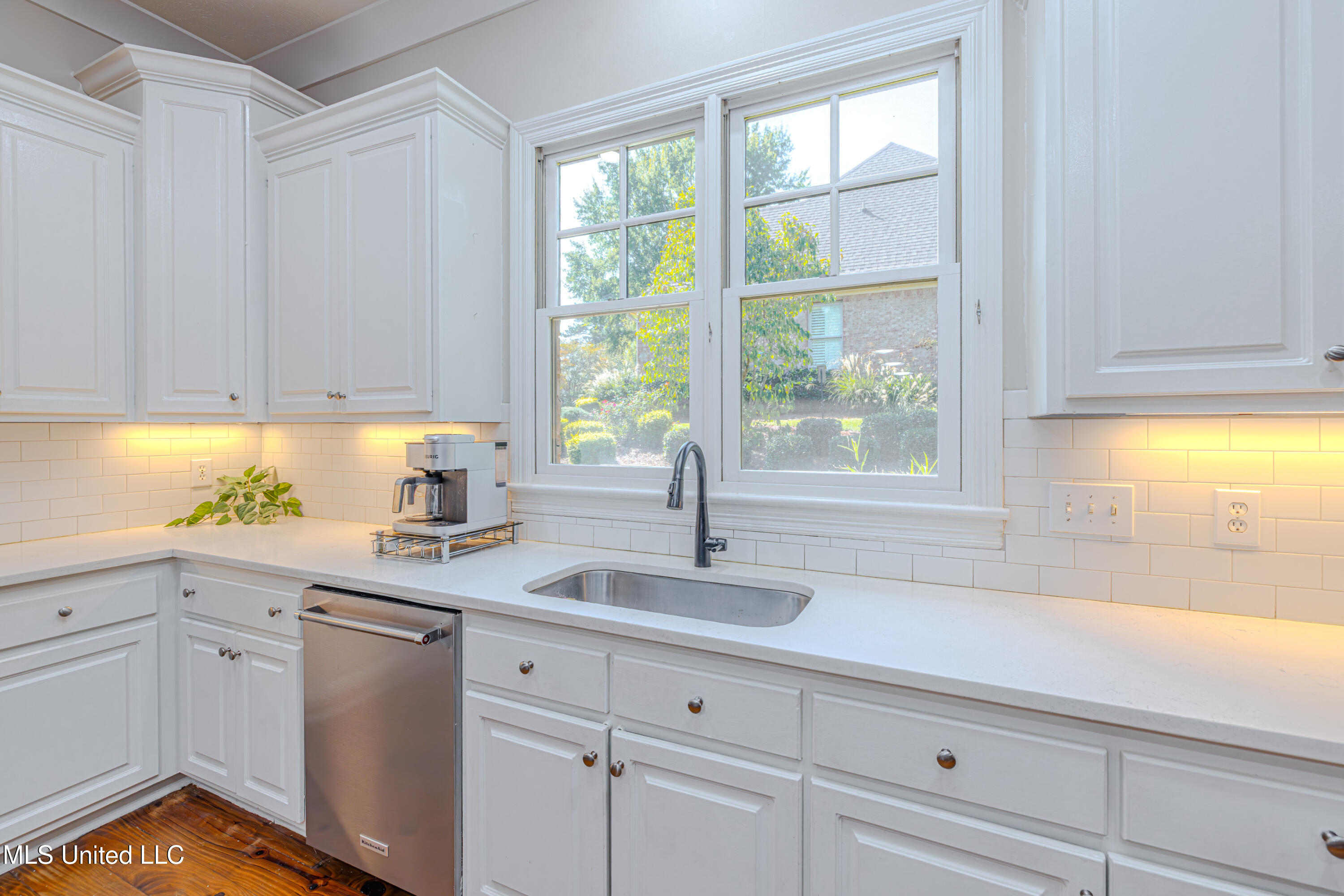 104 Laird Avenue Property Photo 74