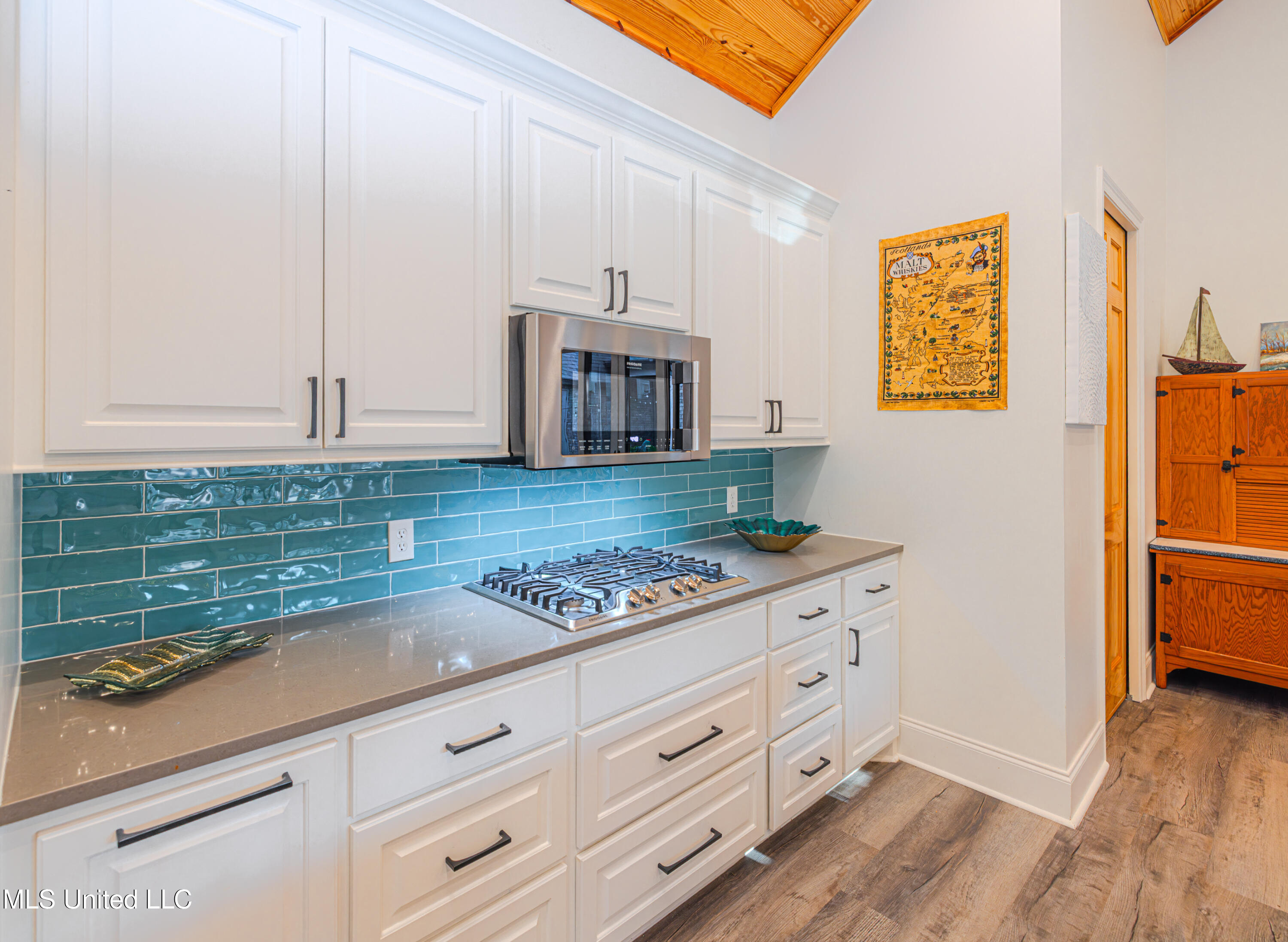 104 Laird Avenue Property Photo 85