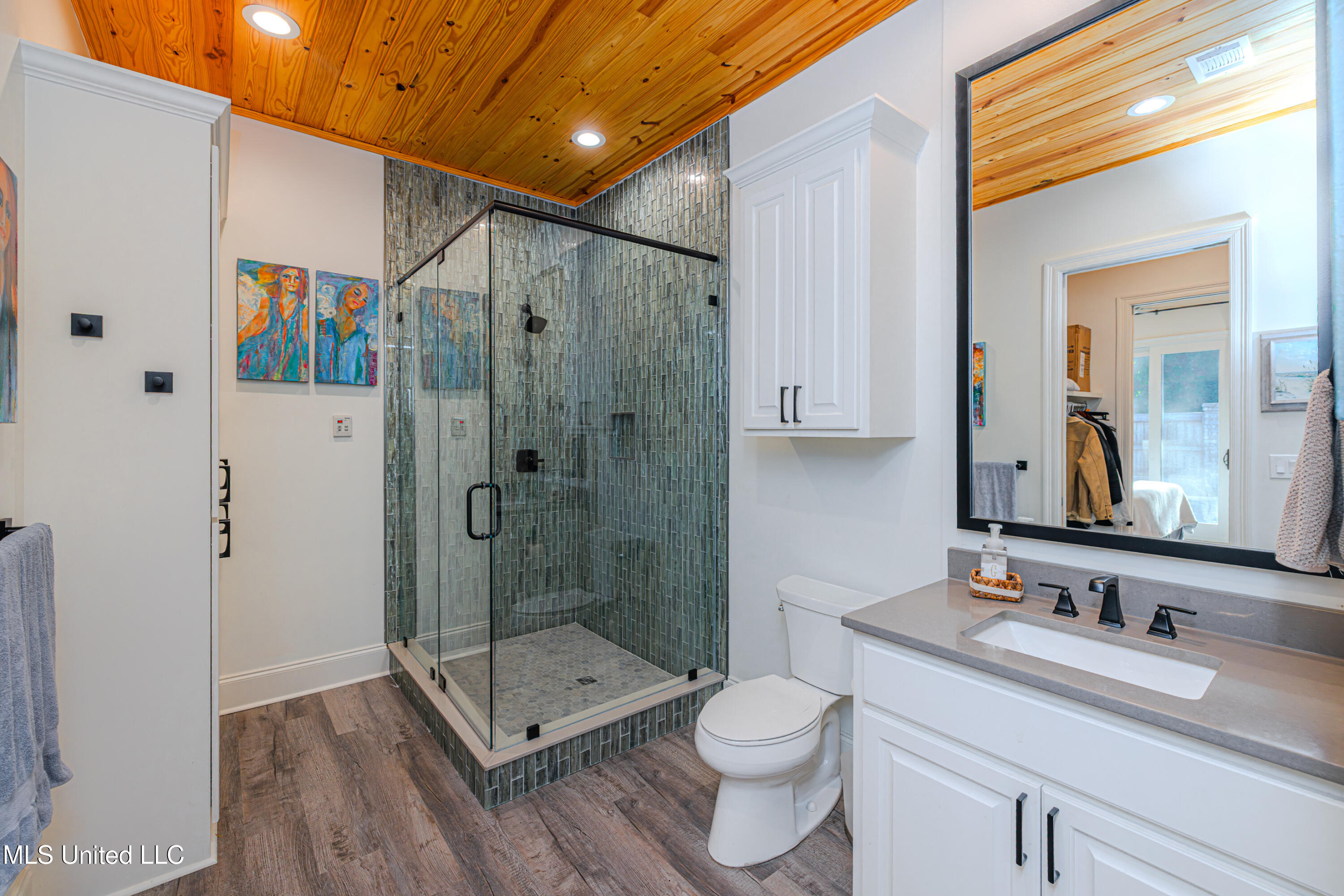 104 Laird Avenue Property Photo 86