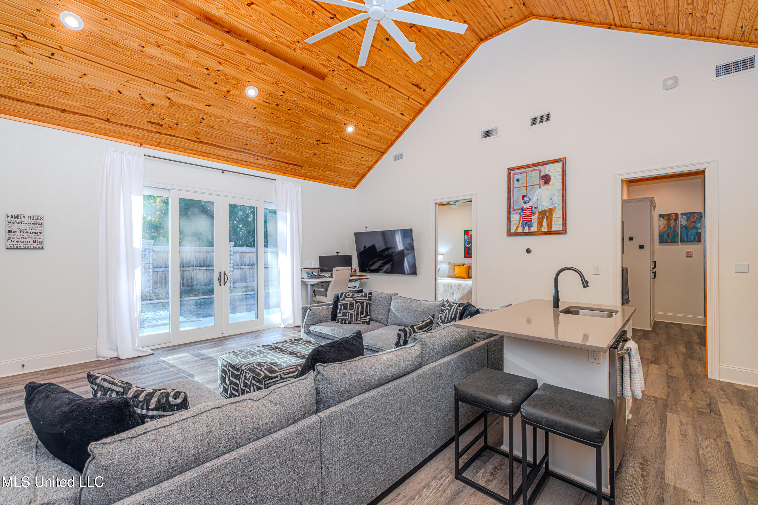 104 Laird Avenue Property Photo 95