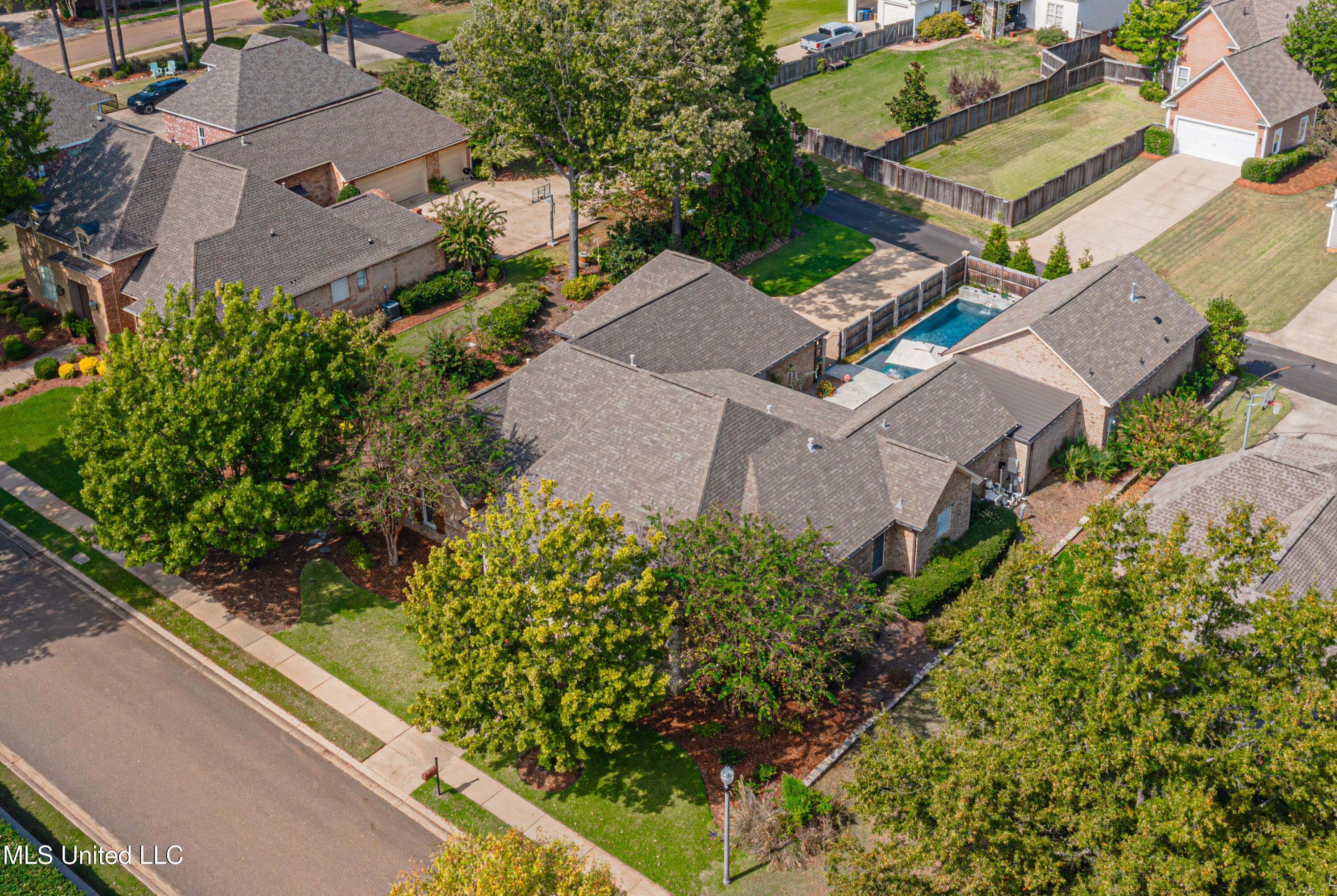 104 Laird Avenue Property Photo 100