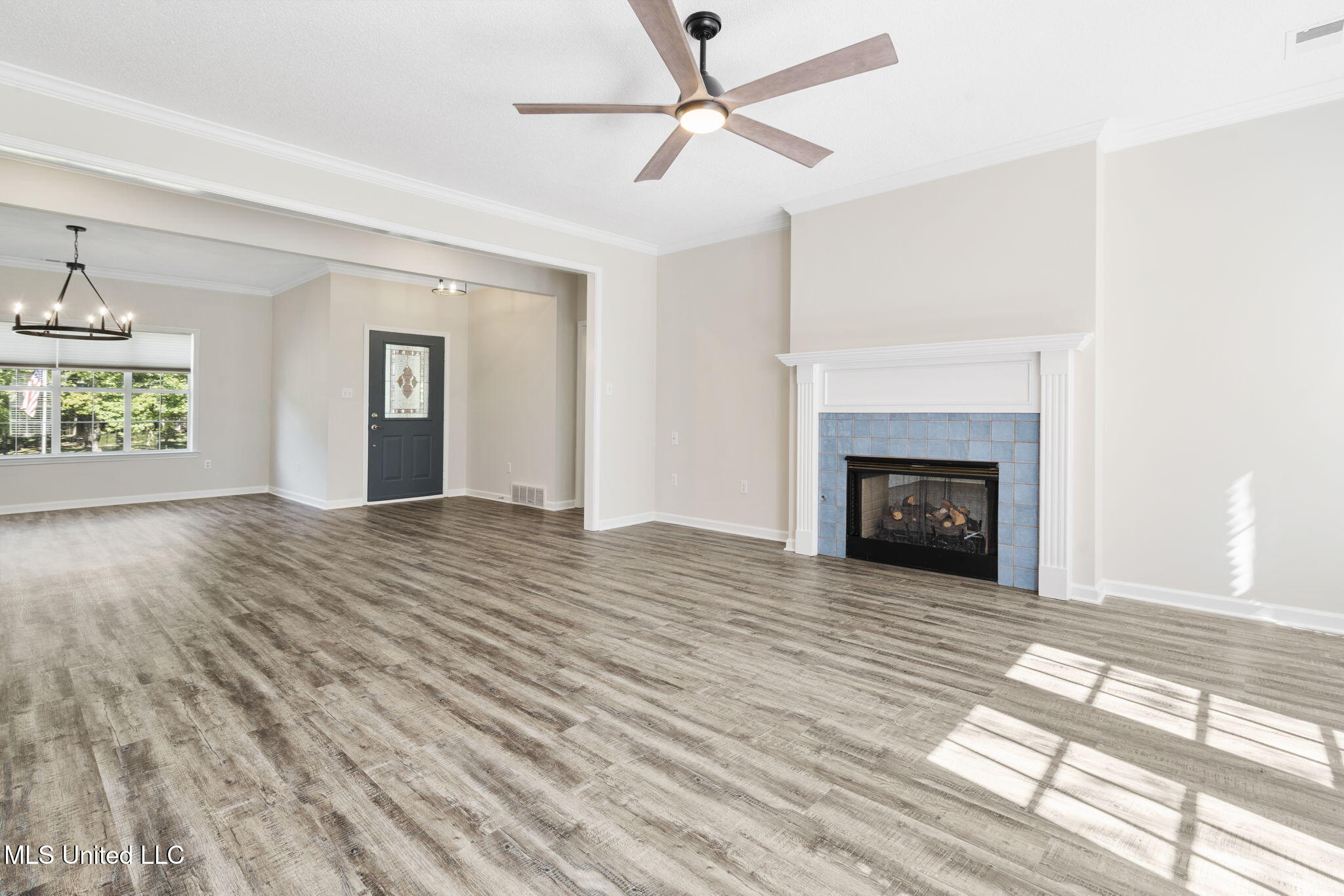 2095 Tall Tree Drive Property Photo 11