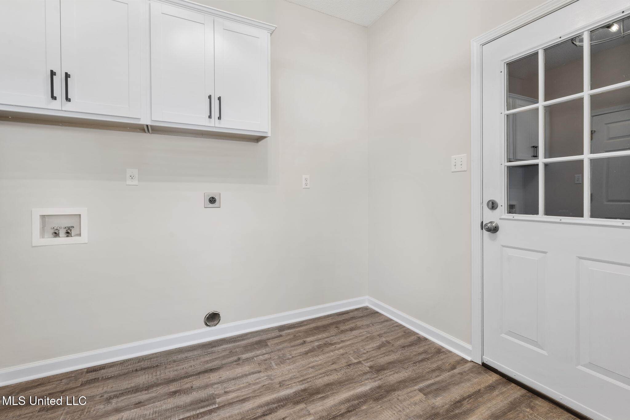 2095 Tall Tree Drive Property Photo 18