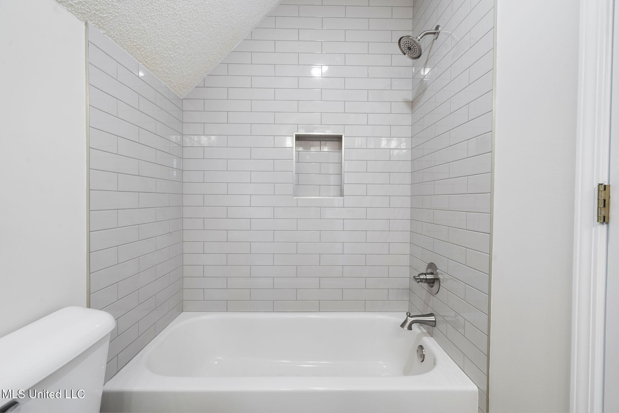 2095 Tall Tree Drive Property Photo 25