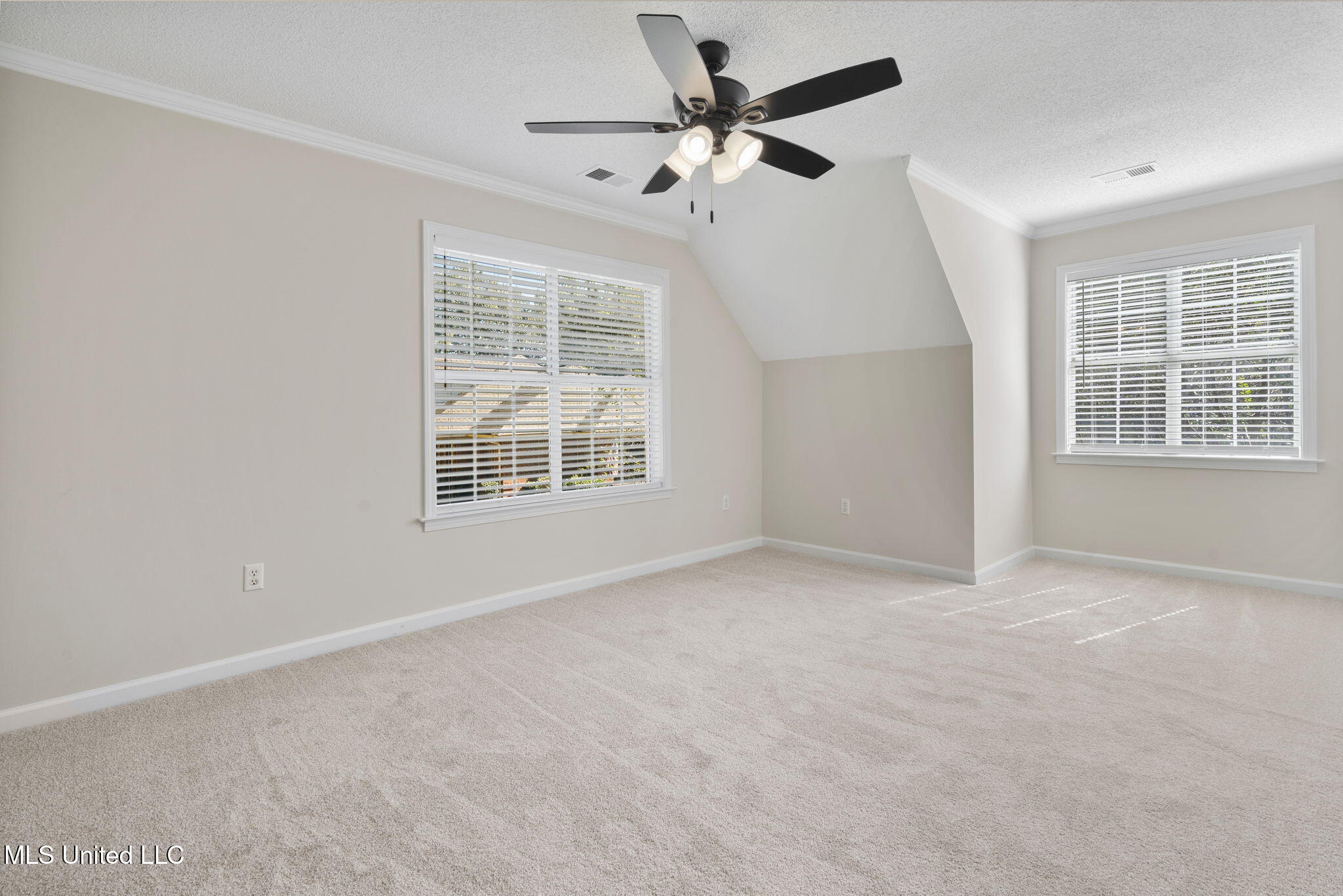 2095 Tall Tree Drive Property Photo 29