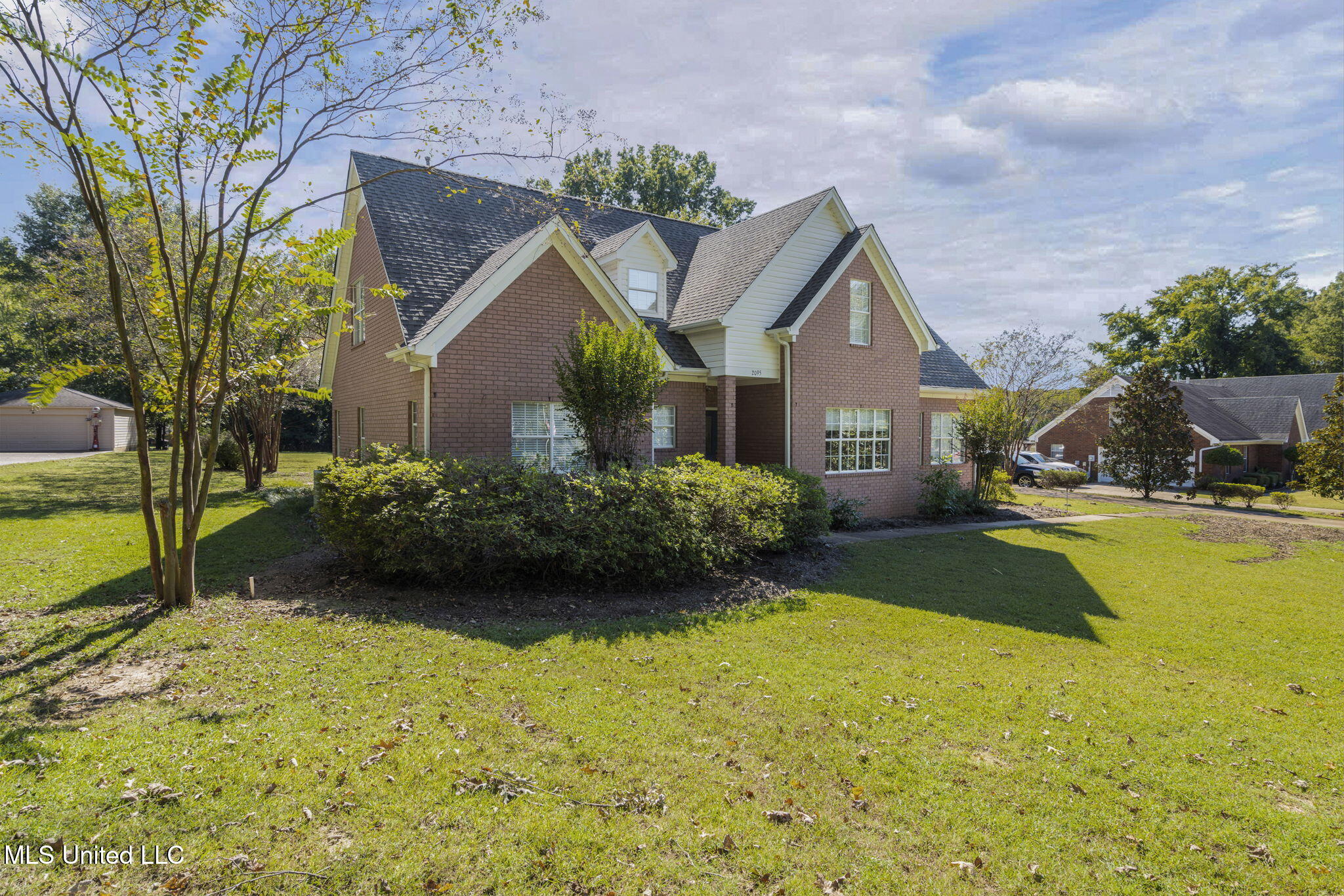 2095 Tall Tree Drive Property Photo 33