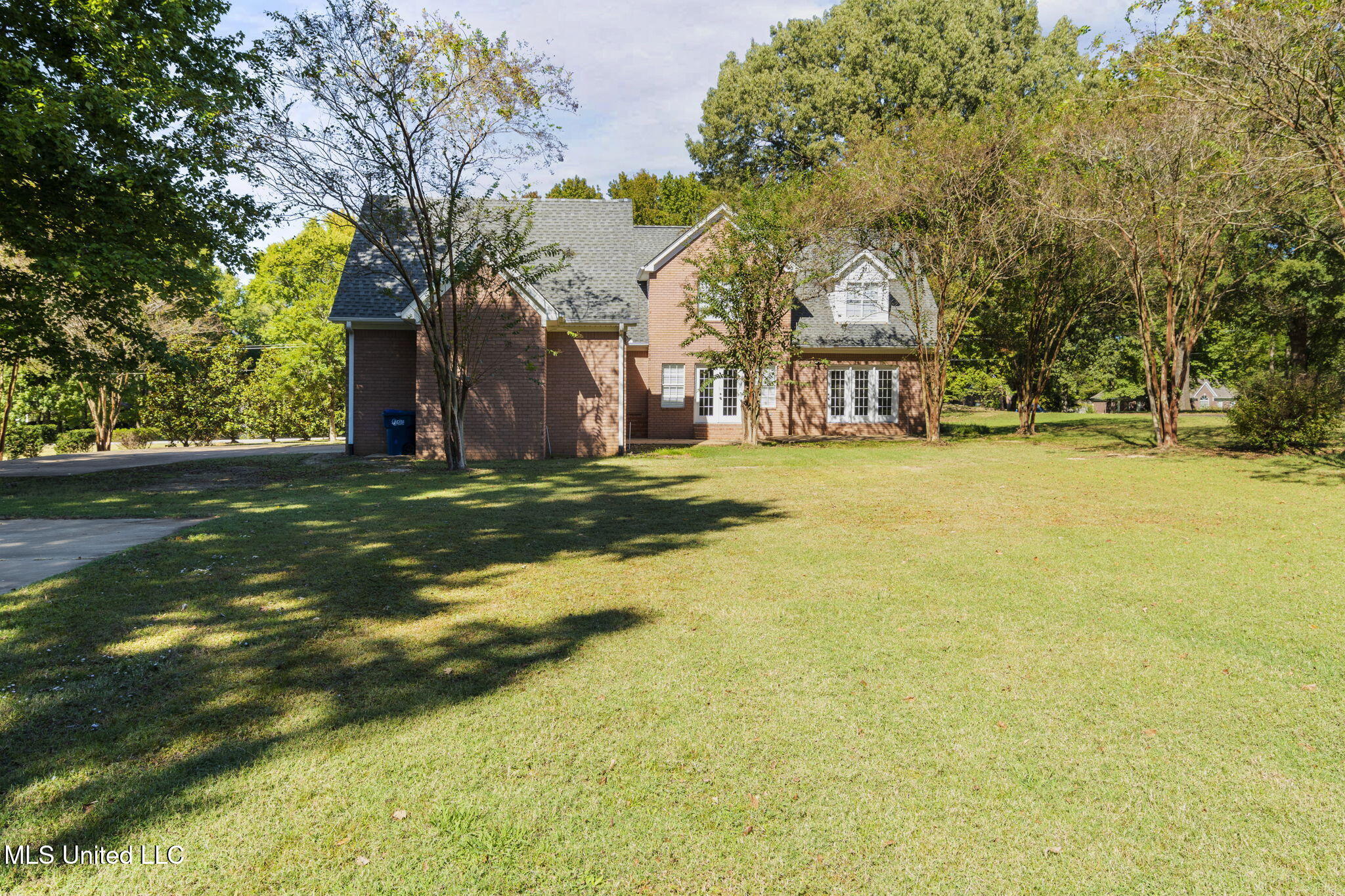 2095 Tall Tree Drive Property Photo 39