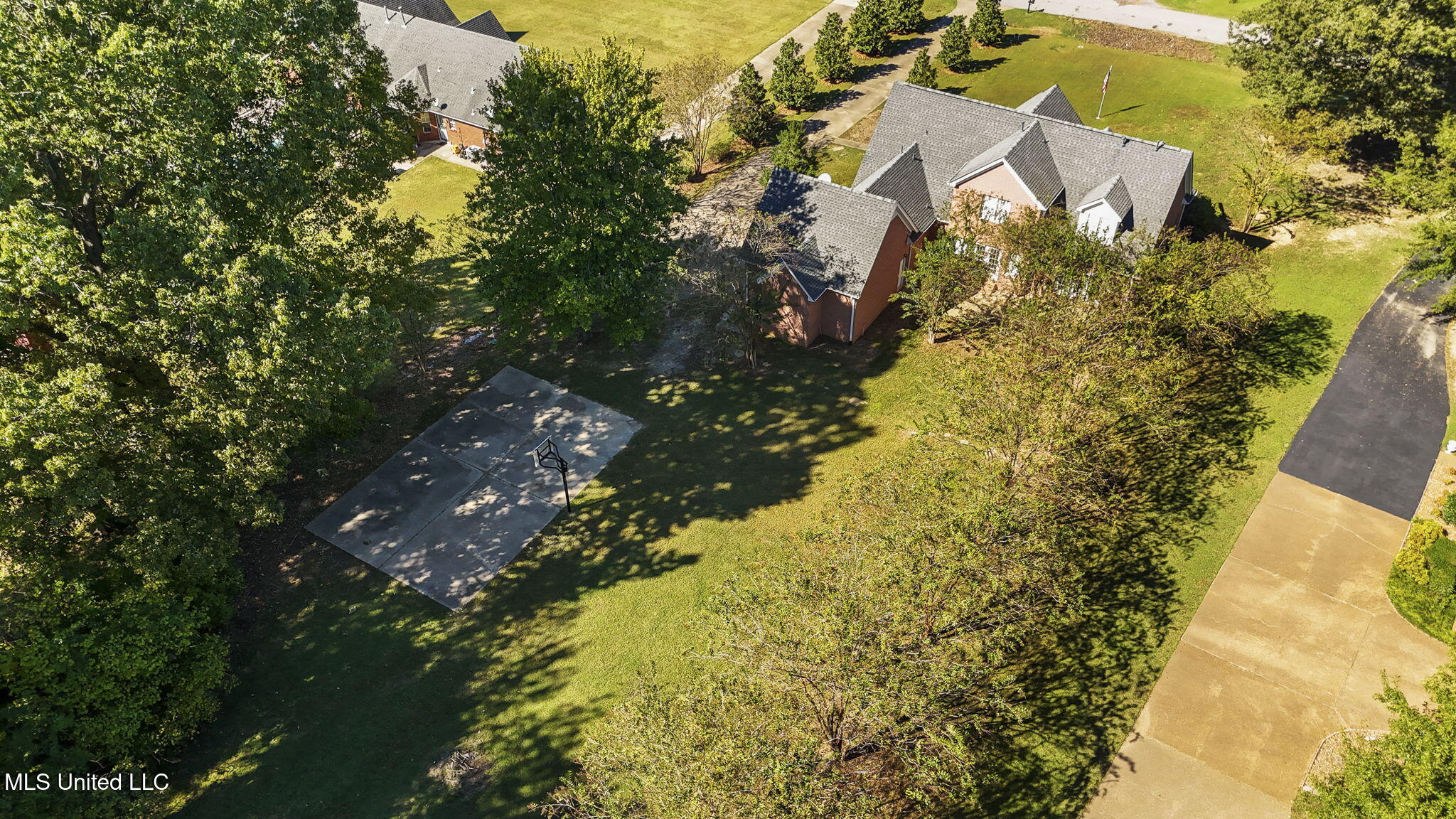 2095 Tall Tree Drive Property Photo 46