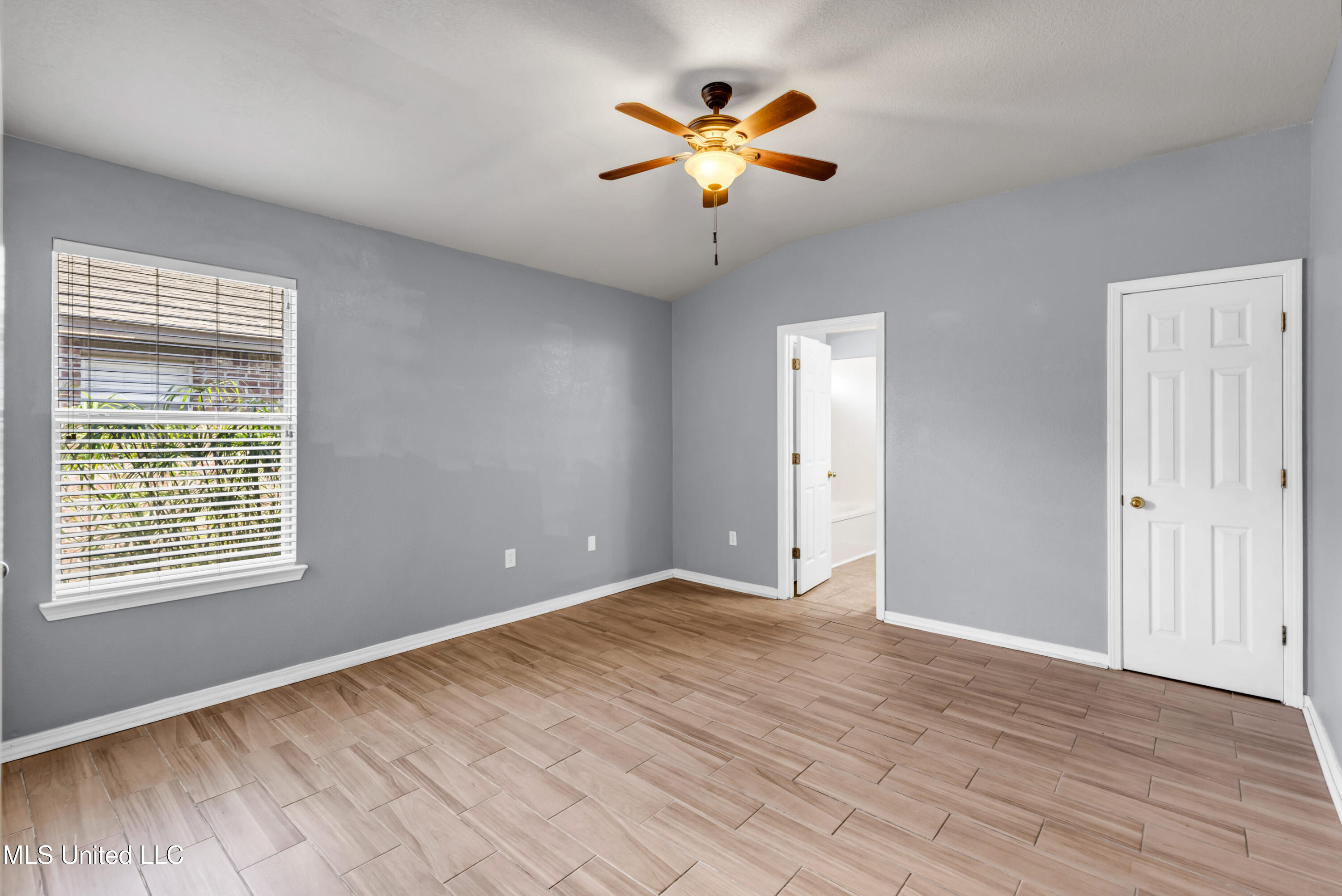 16371 Lancaster Cove Property Photo 14