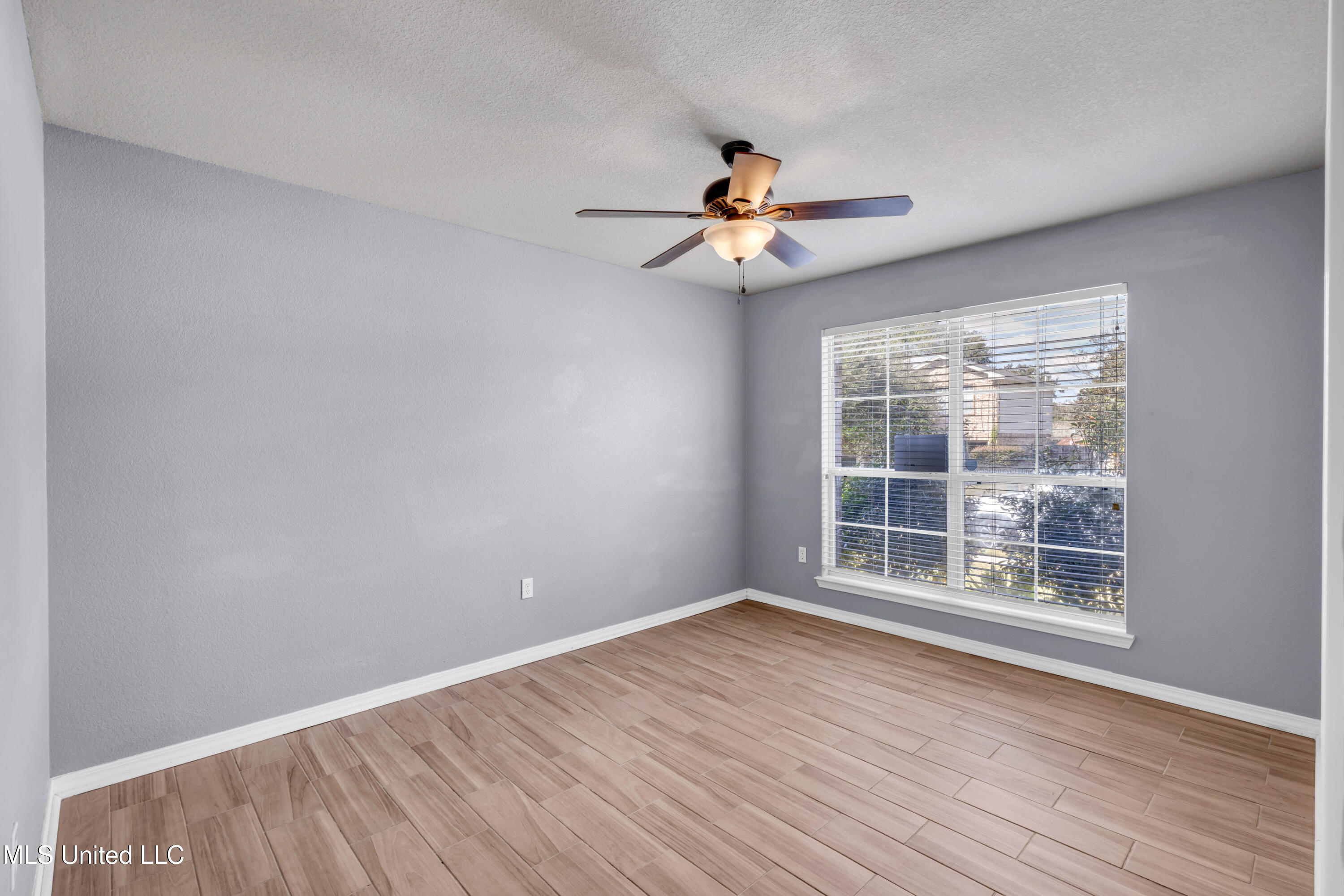 16371 Lancaster Cove Property Photo 17