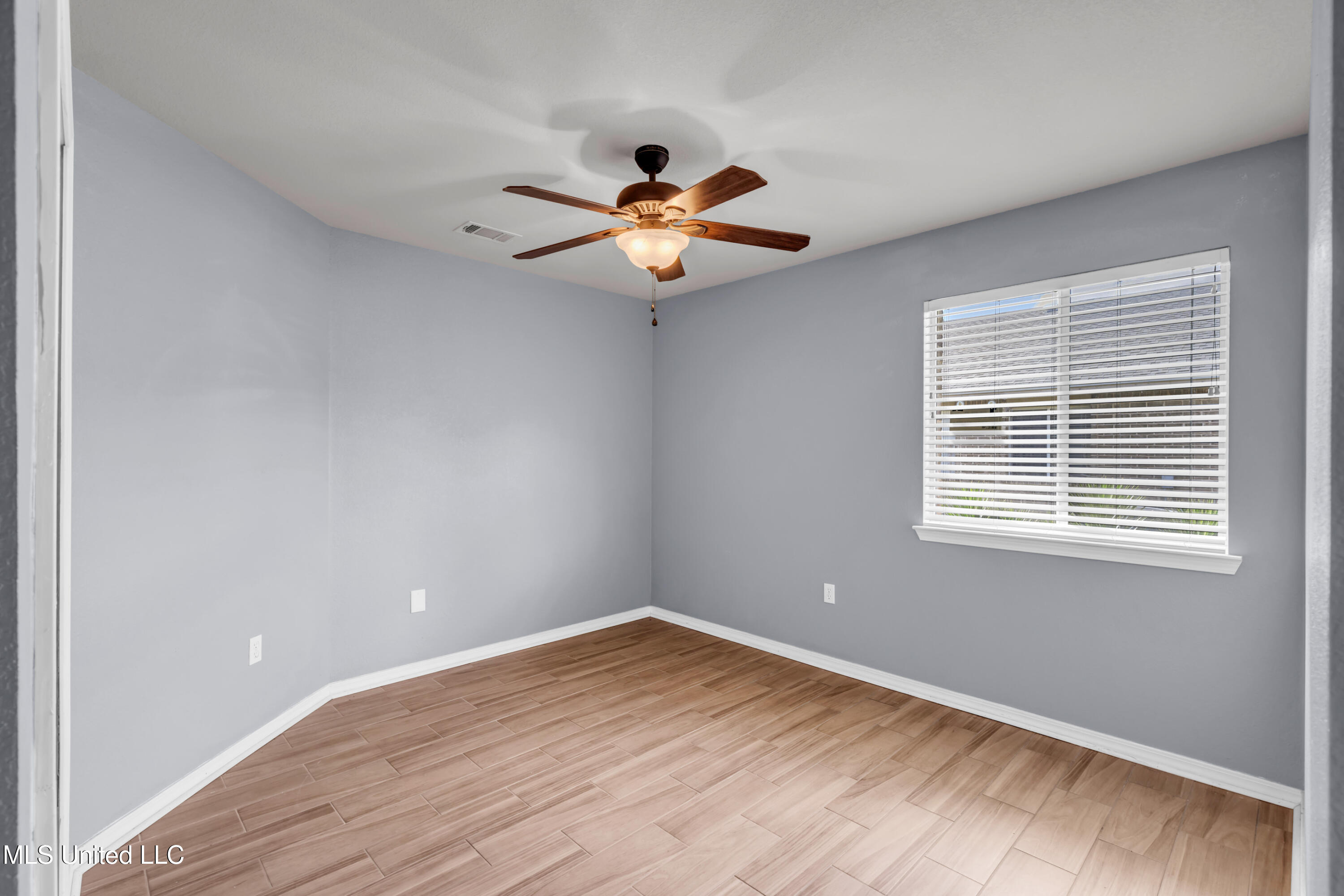 16371 Lancaster Cove Property Photo 18