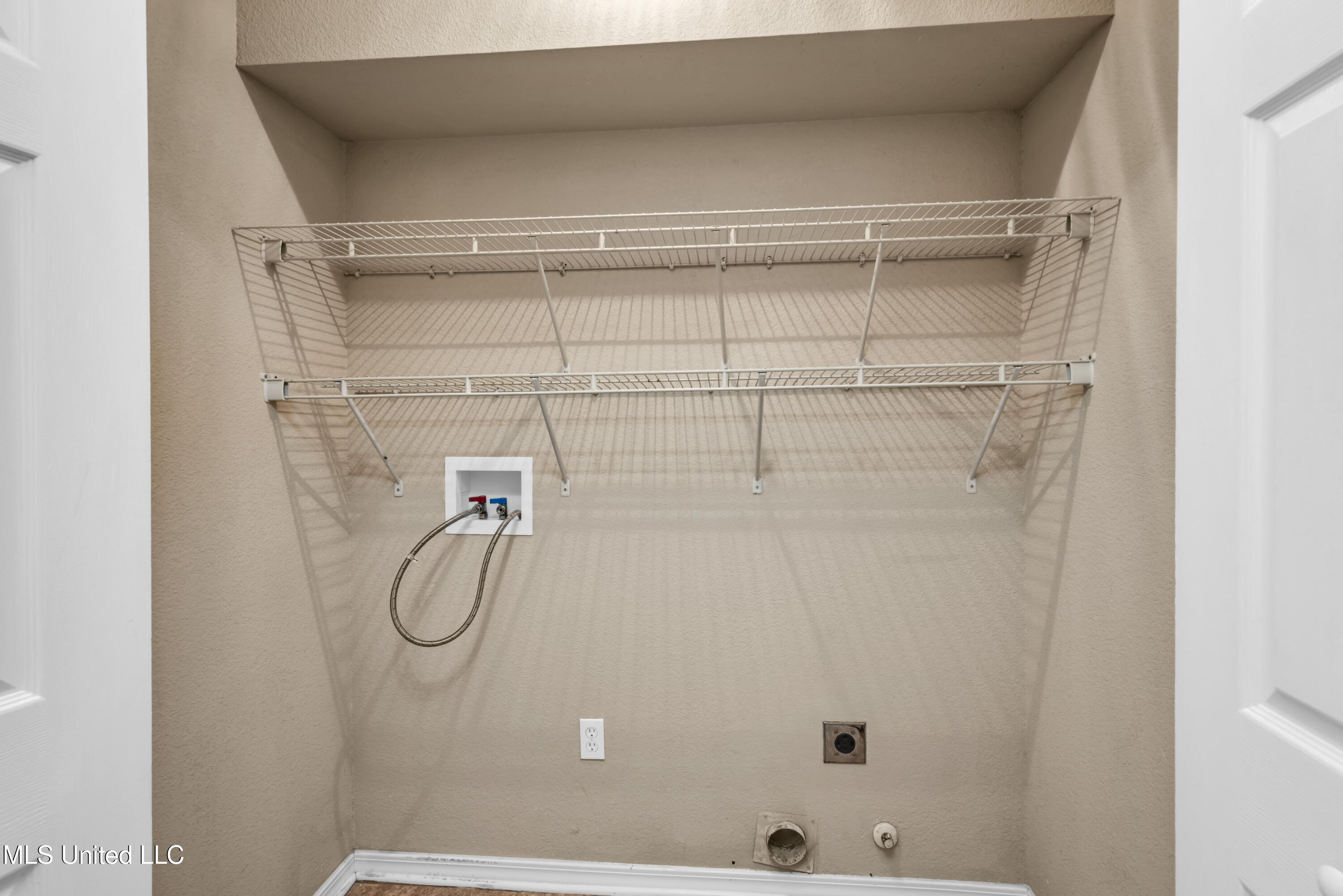 16371 Lancaster Cove Property Photo 20