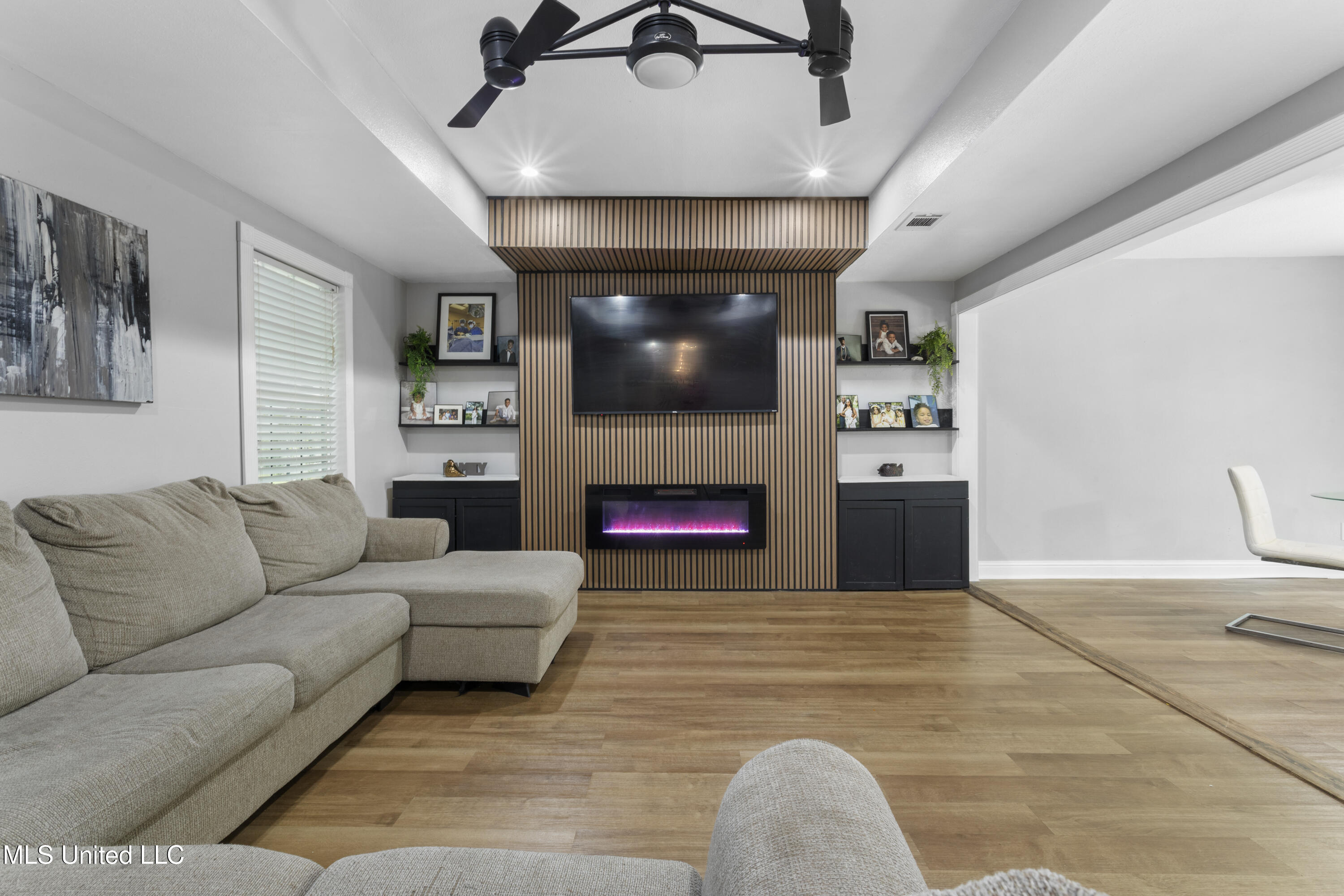 1501 Willowbend Drive Property Photo 6