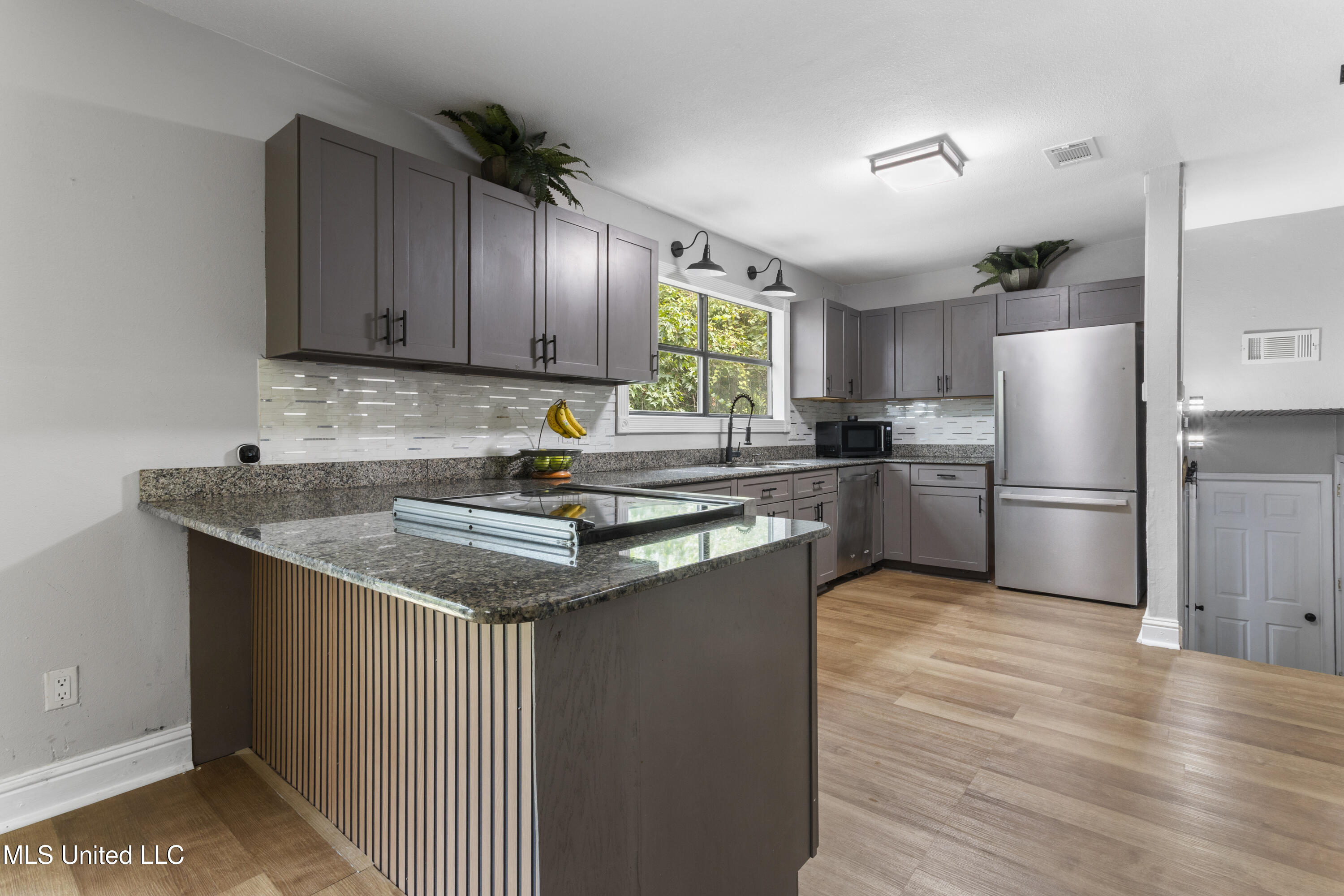 1501 Willowbend Drive Property Photo 10