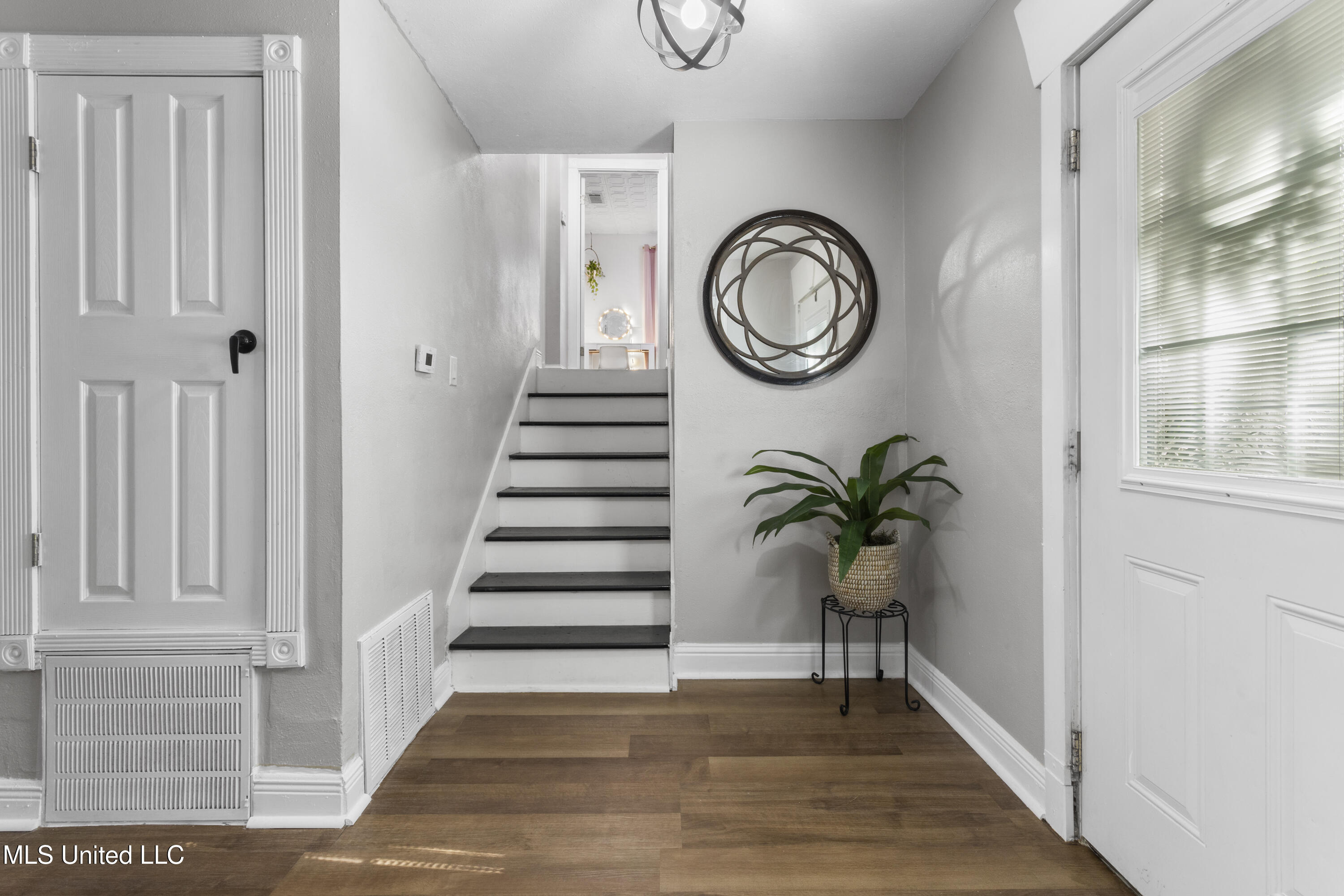 1501 Willowbend Drive Property Photo 14