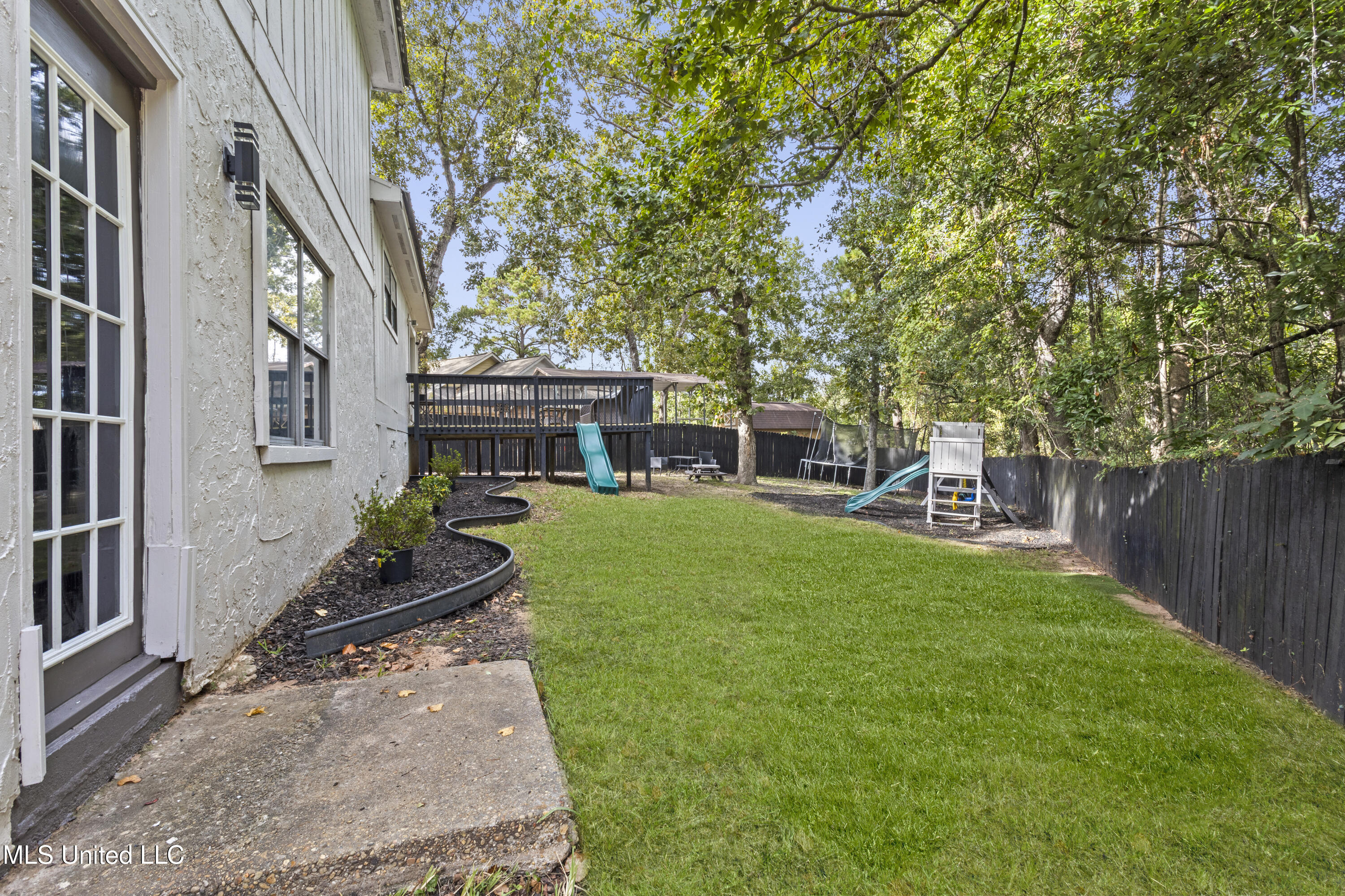 1501 Willowbend Drive Property Photo 29