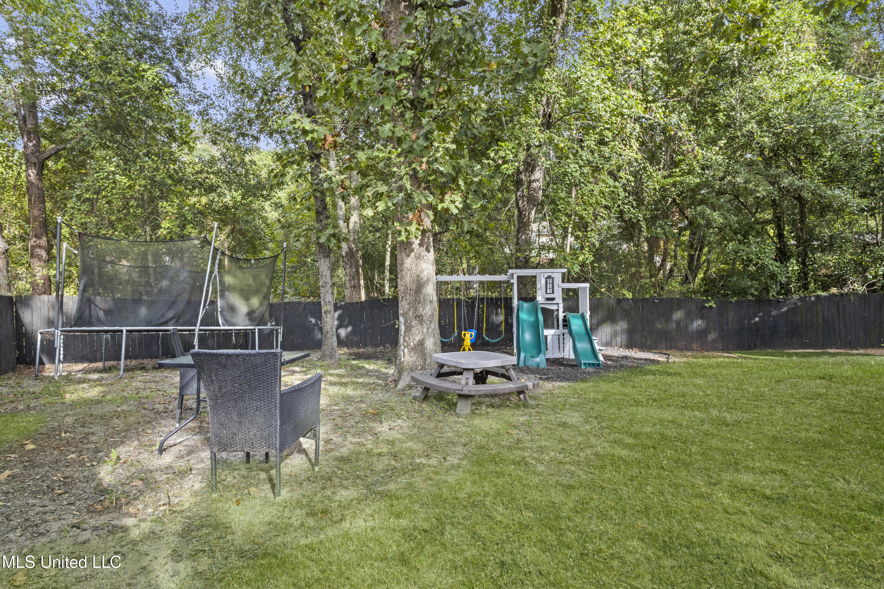 1501 Willowbend Drive Property Photo 30