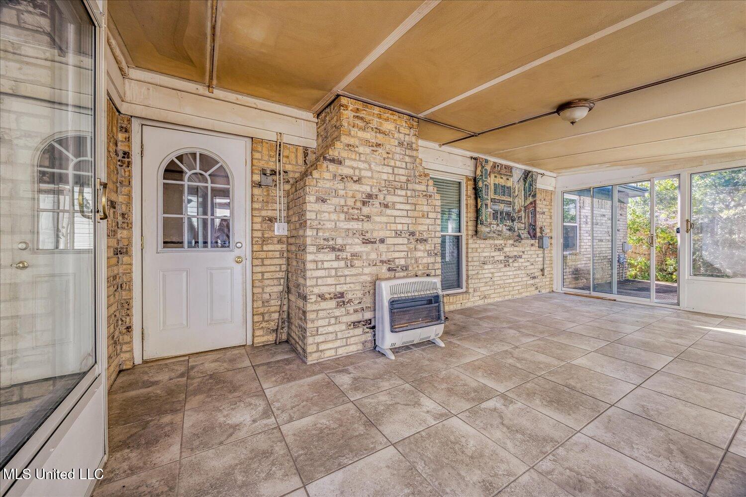 1776 Brown Cove Property Photo 21