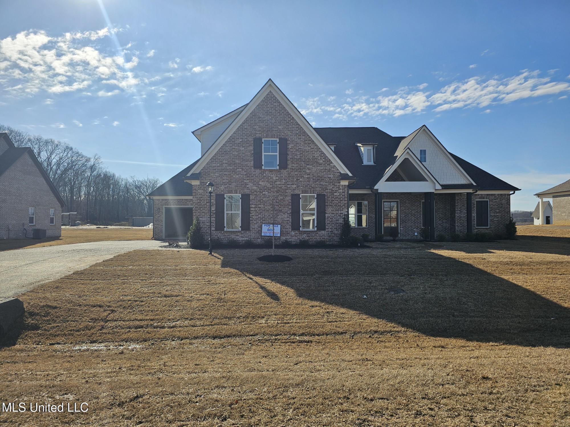 2275 Livingston Way Property Photo 1
