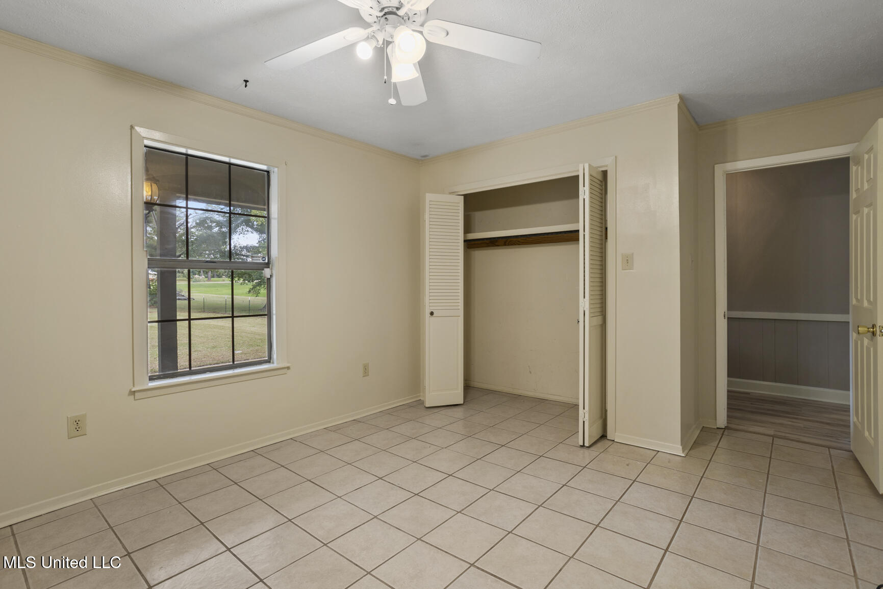 18899 Midway Road Property Photo 25