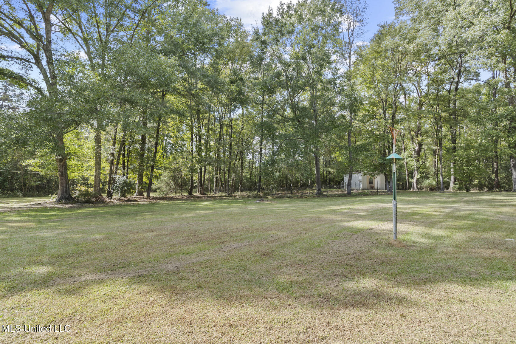 18899 Midway Road Property Photo 35