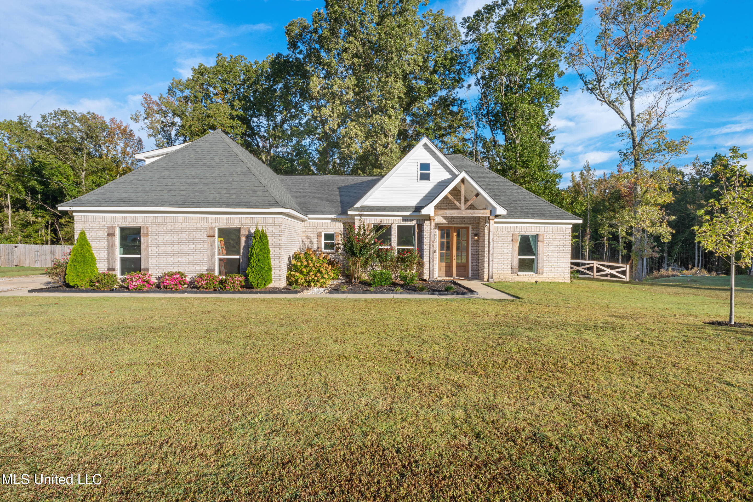 175 Hayward Road Property Photo 1