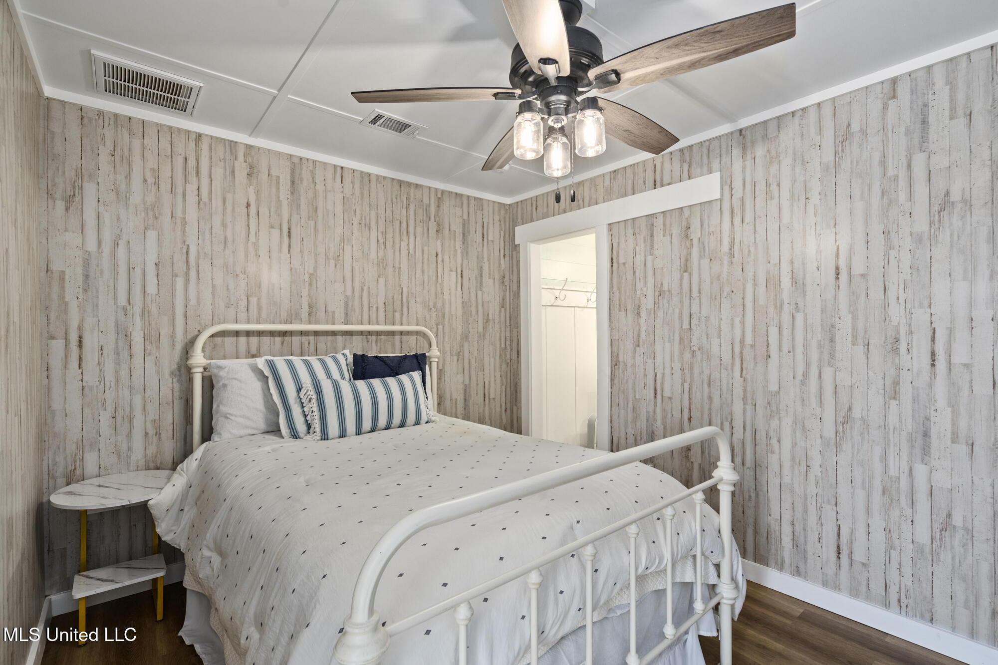 4021 Blue Jay Street Property Photo 19