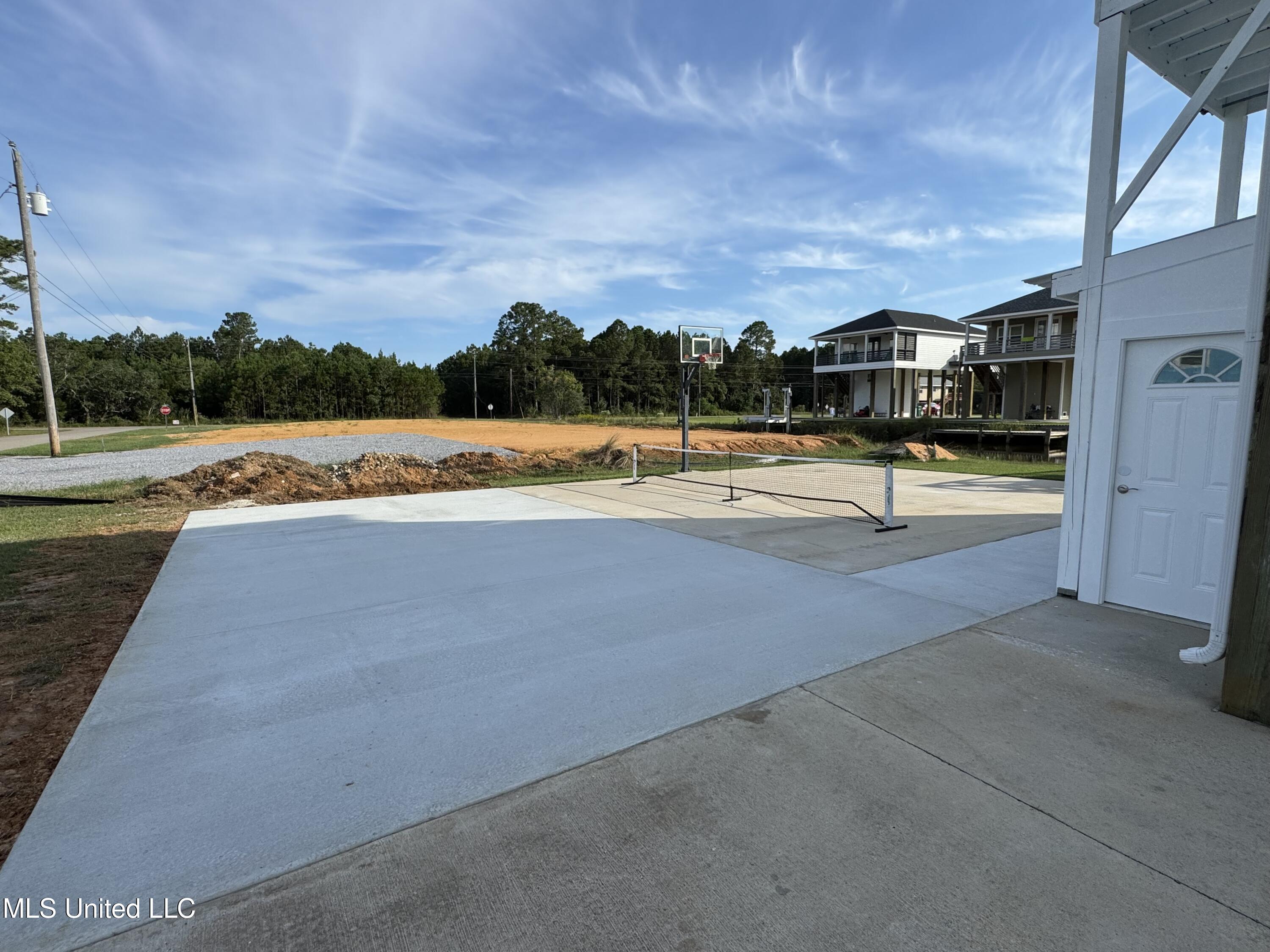 4021 Blue Jay Street Property Photo 28