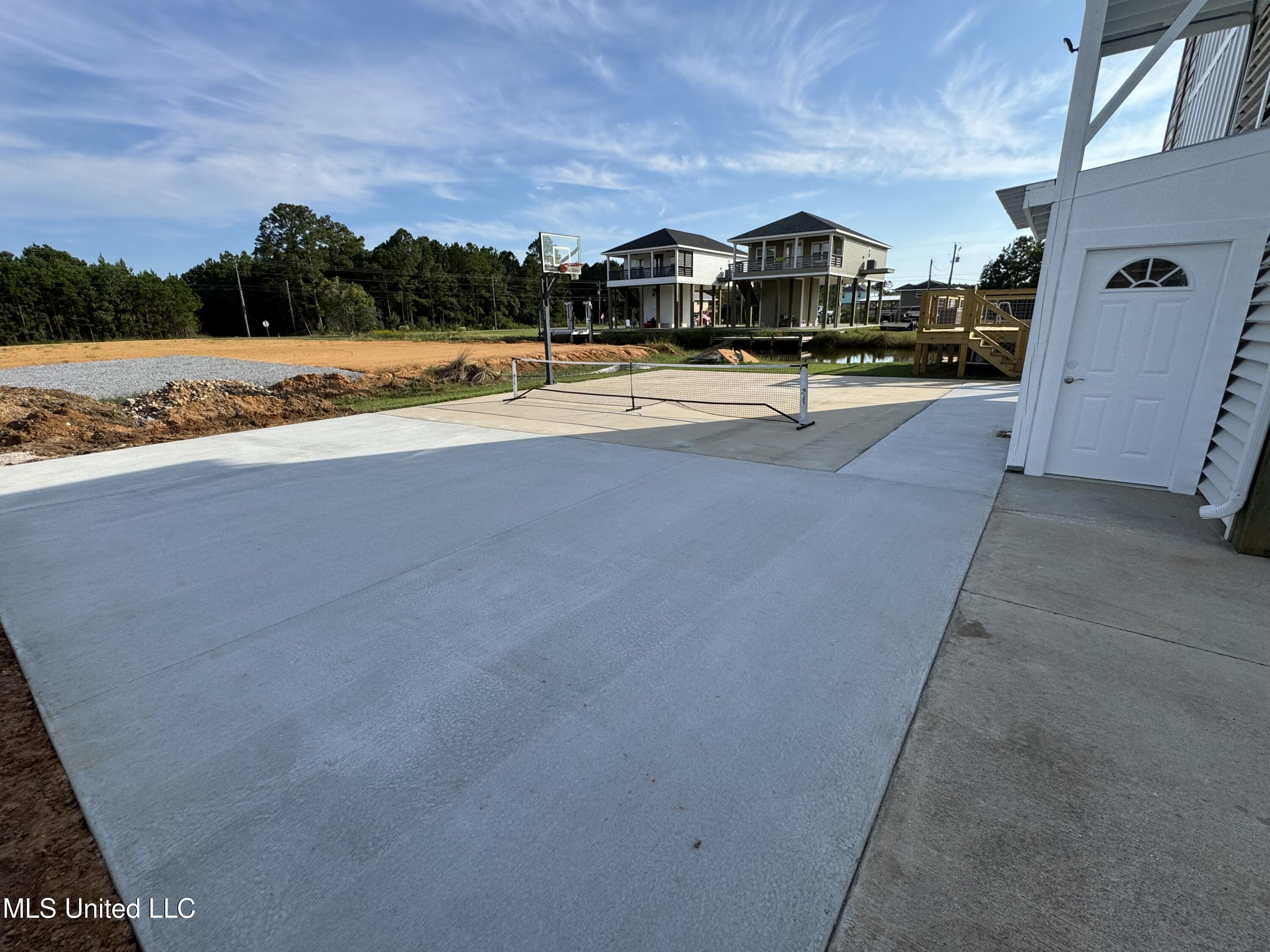 4021 Blue Jay Street Property Photo 30