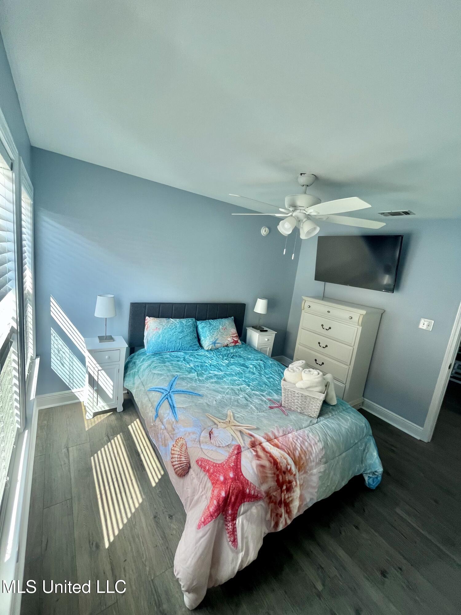 4024 Blue Jay Street Property Photo 11