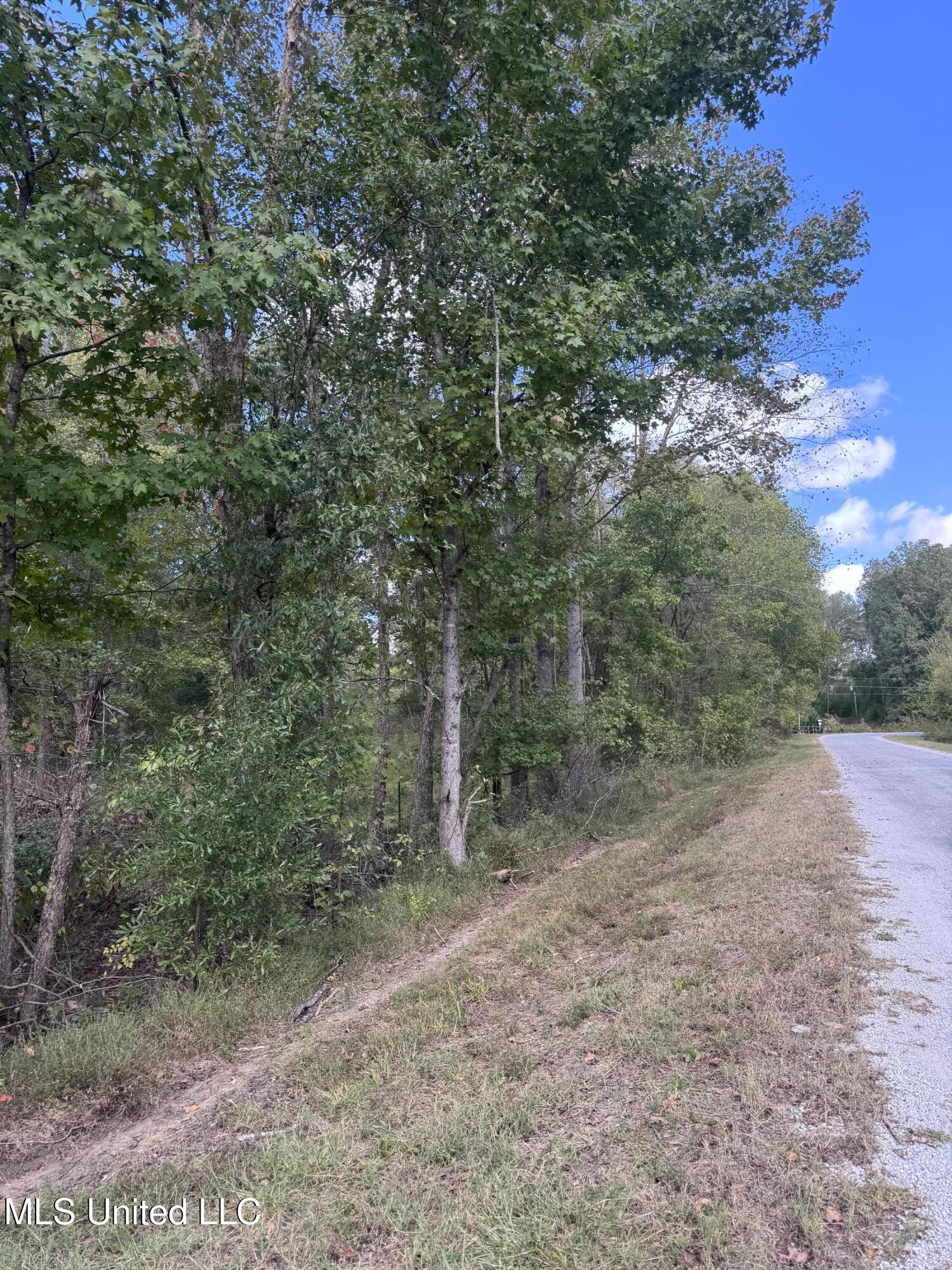 River Ridge Circle Property Photo 5